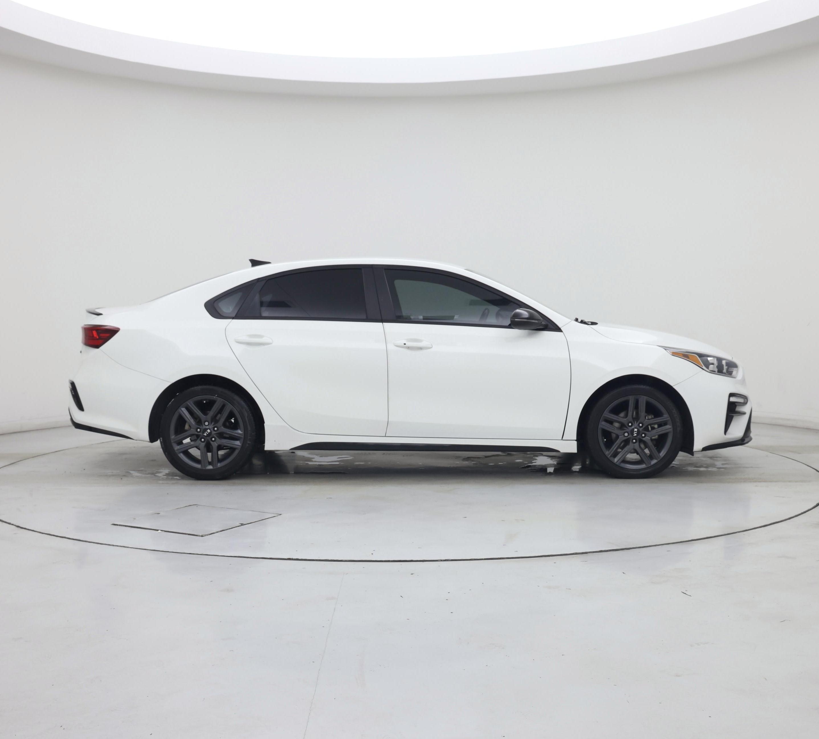 Thumbnail: 2021 Kia Forte - 7