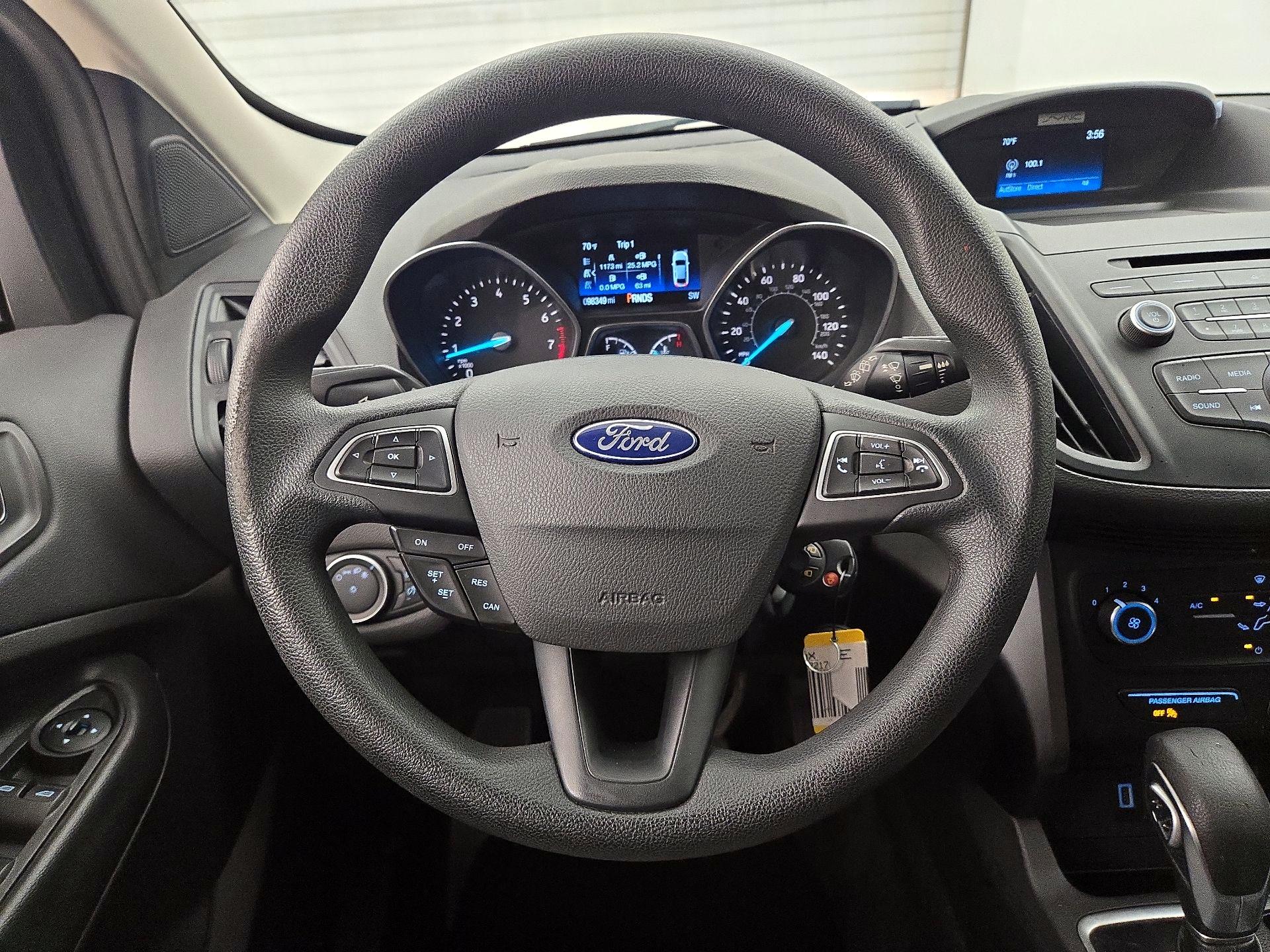 Thumbnail: 2017 Ford Escape - 10