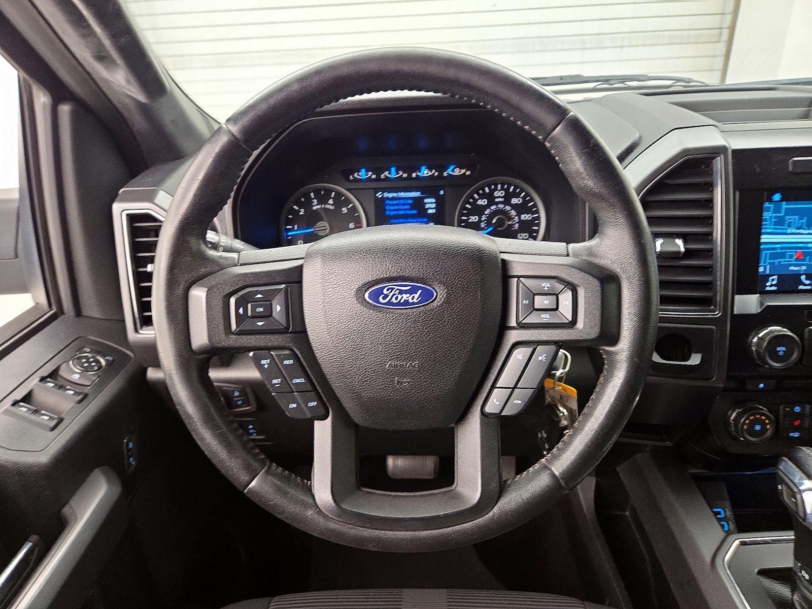 2017 Ford F-150 XLT - Photo 11