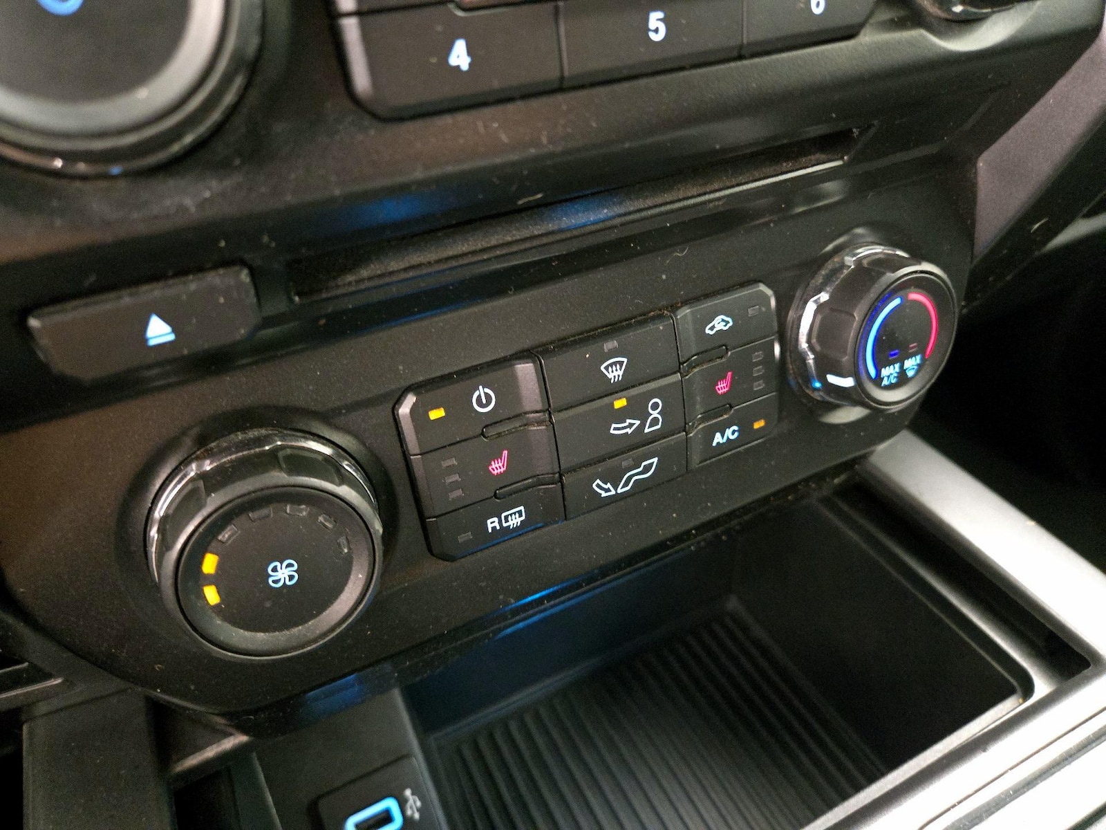 2017 Ford F-150 XLT - Photo 18