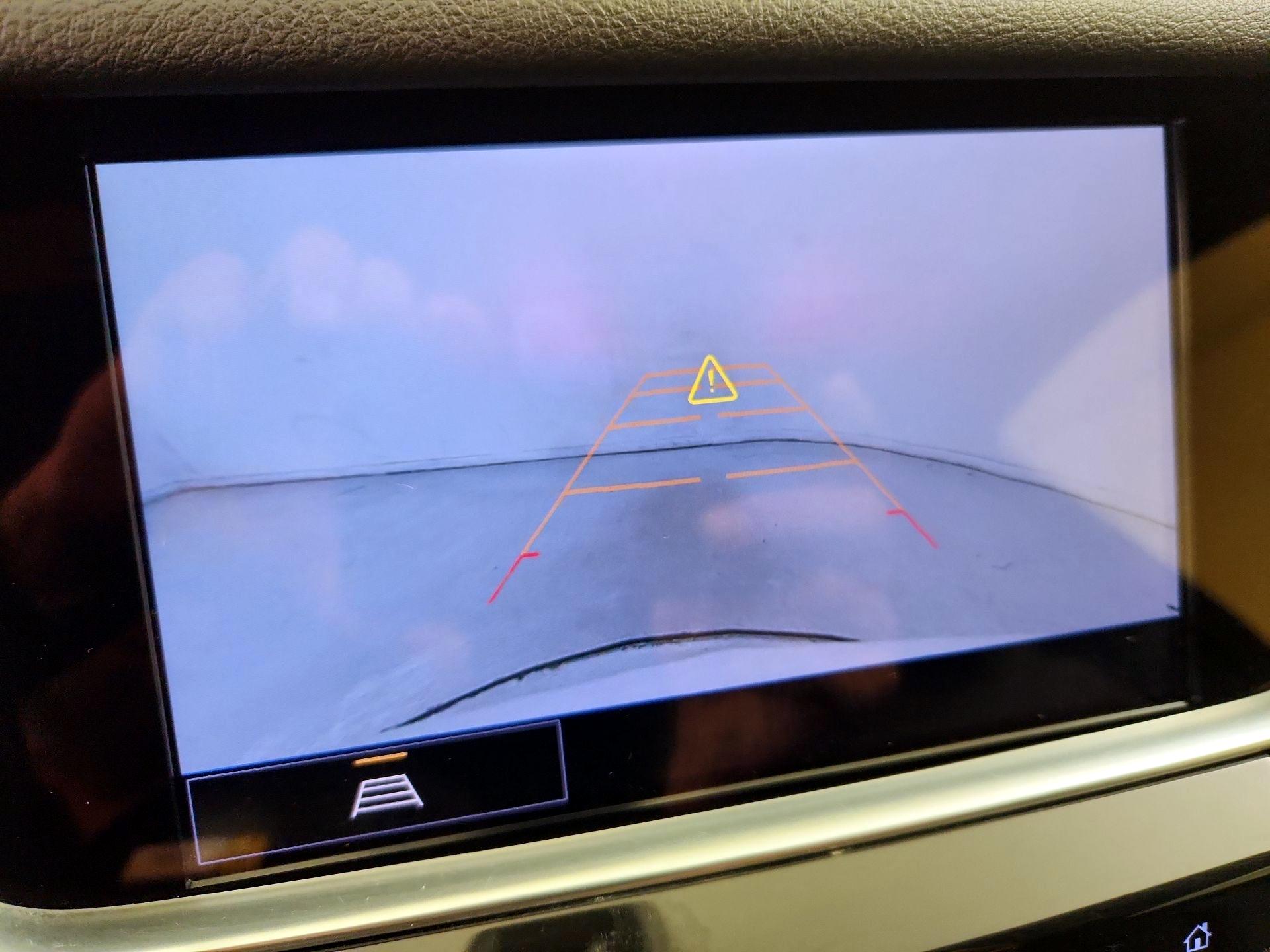 Thumbnail: 2022 Cadillac XT6 - 14