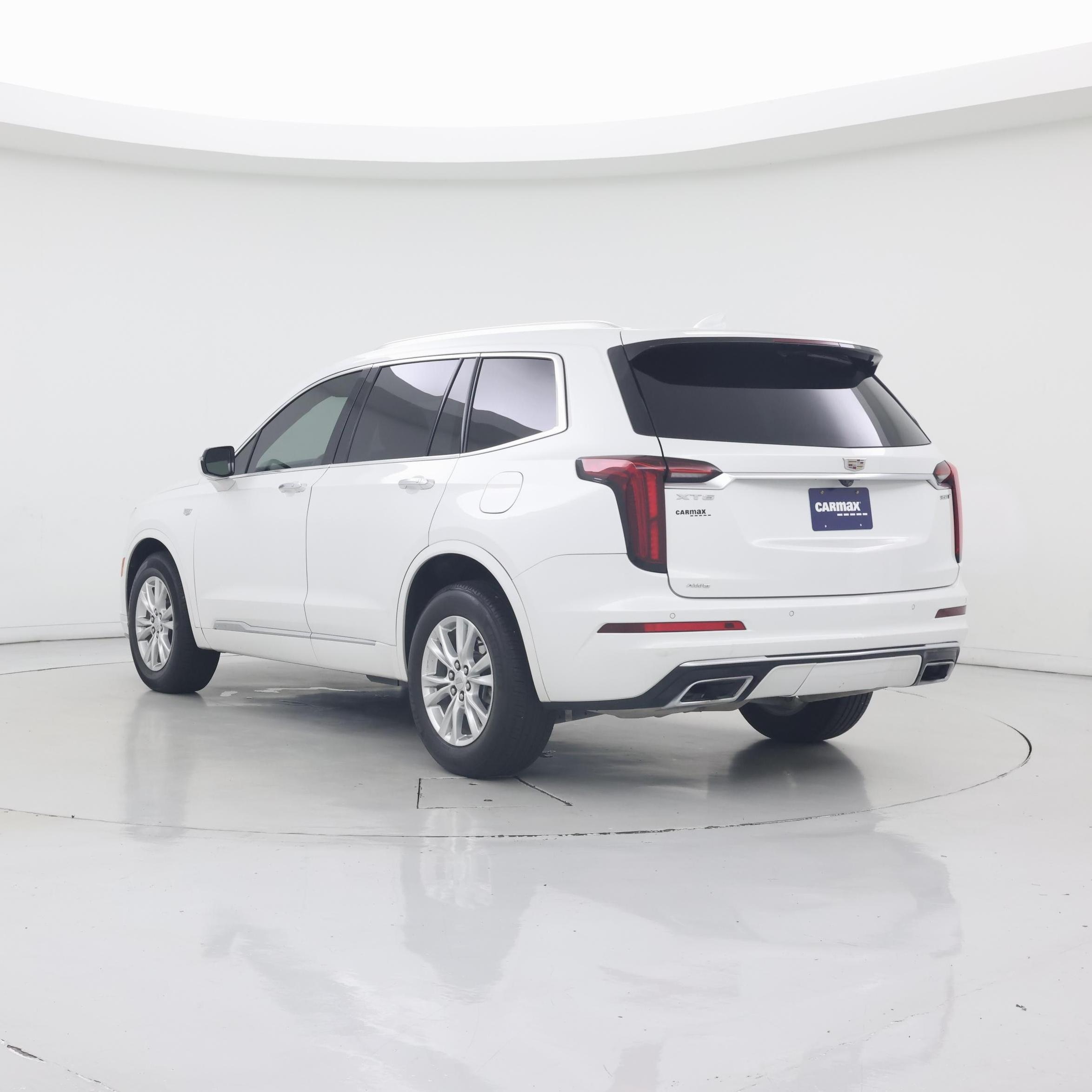 Thumbnail: 2022 Cadillac XT6 - 2