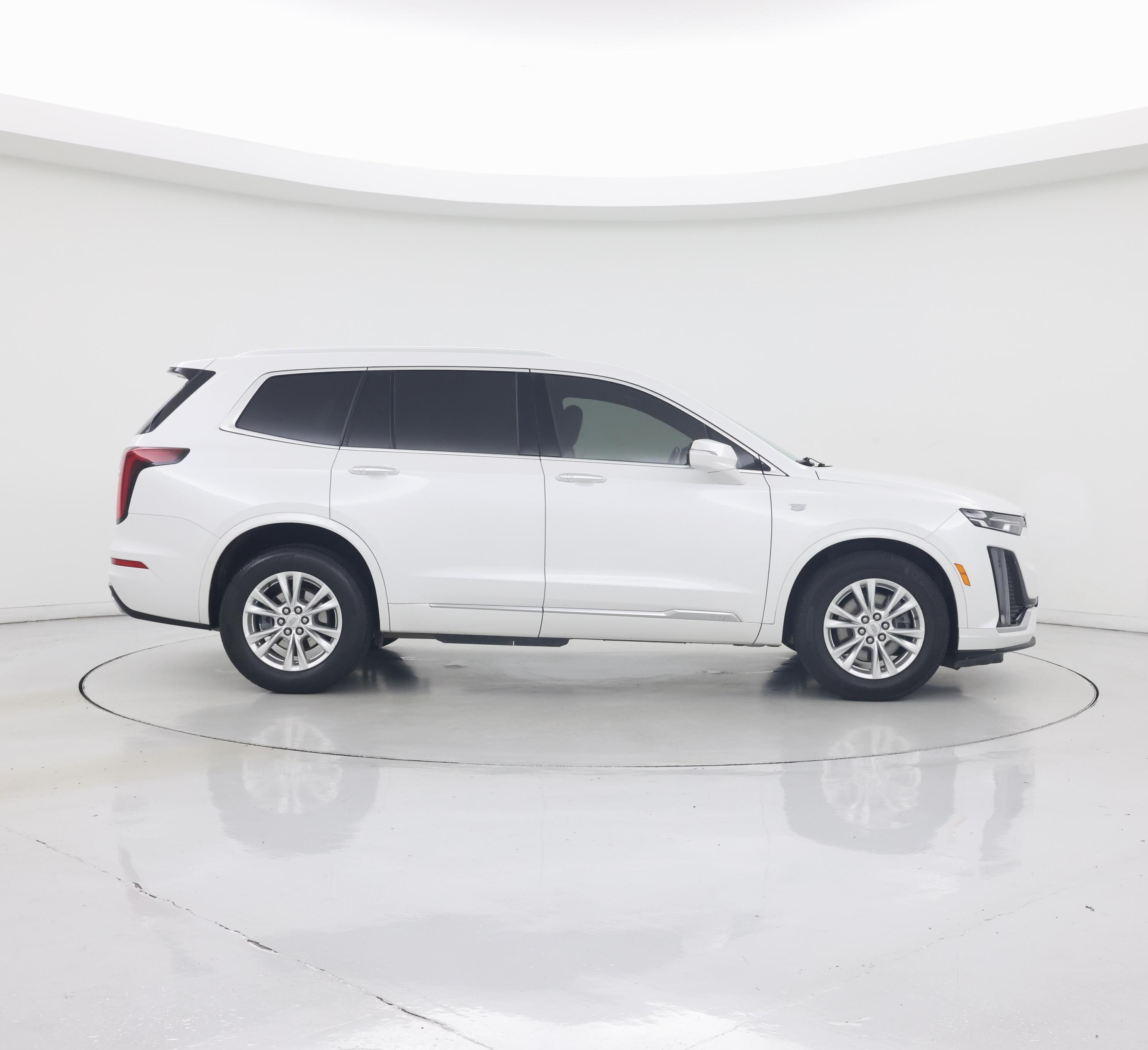 Thumbnail: 2022 Cadillac XT6 - 7