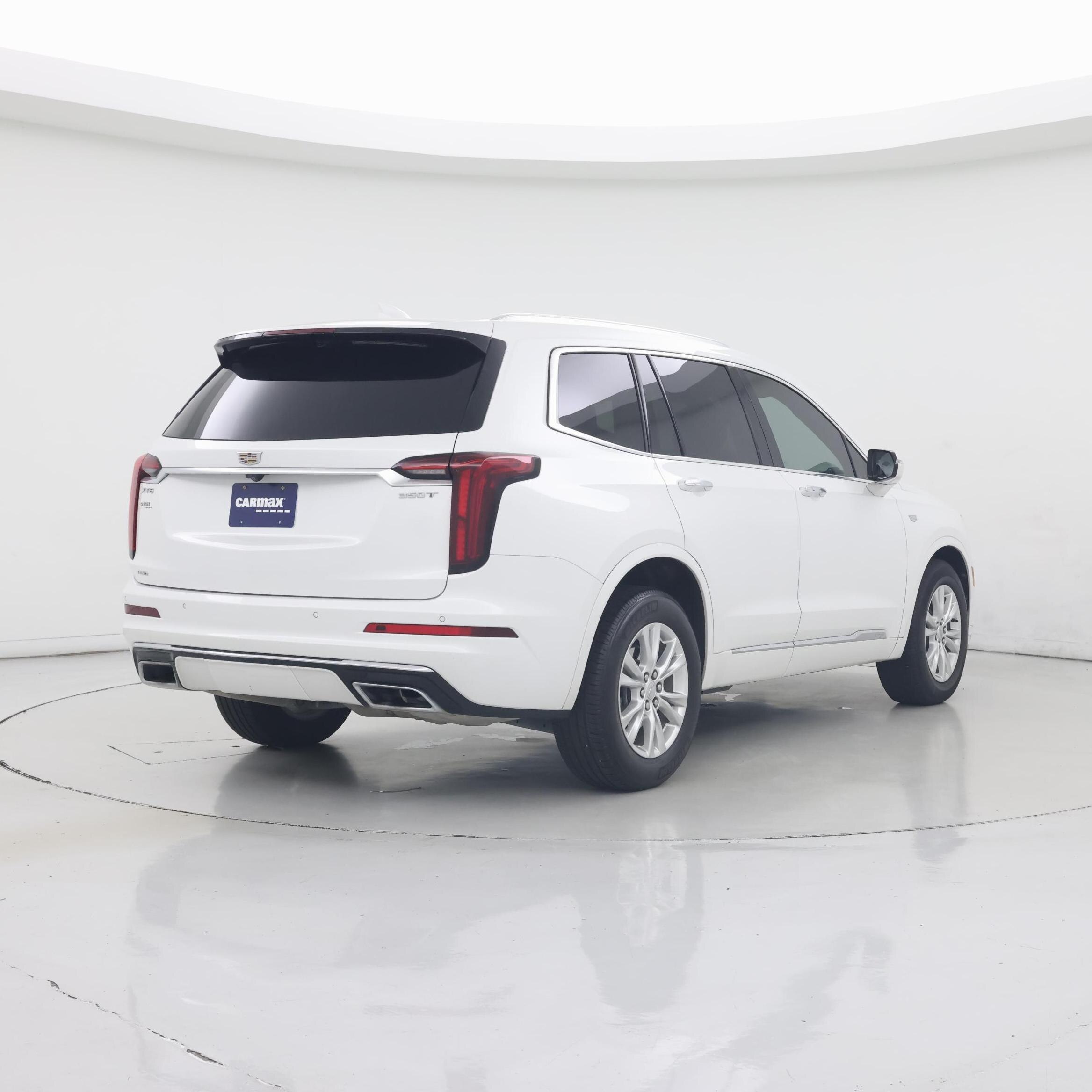 Thumbnail: 2022 Cadillac XT6 - 8