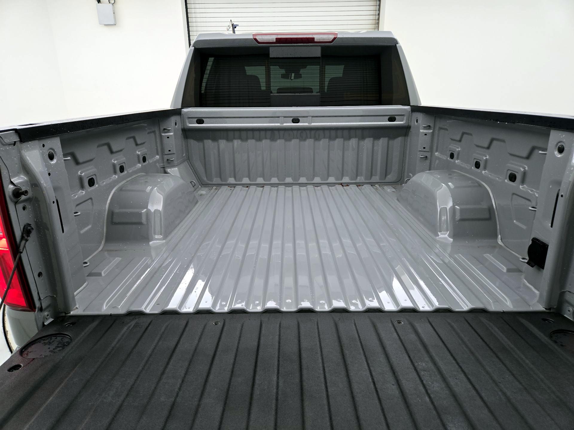 Thumbnail: 2025 Chevrolet Silverado 1500 - 20