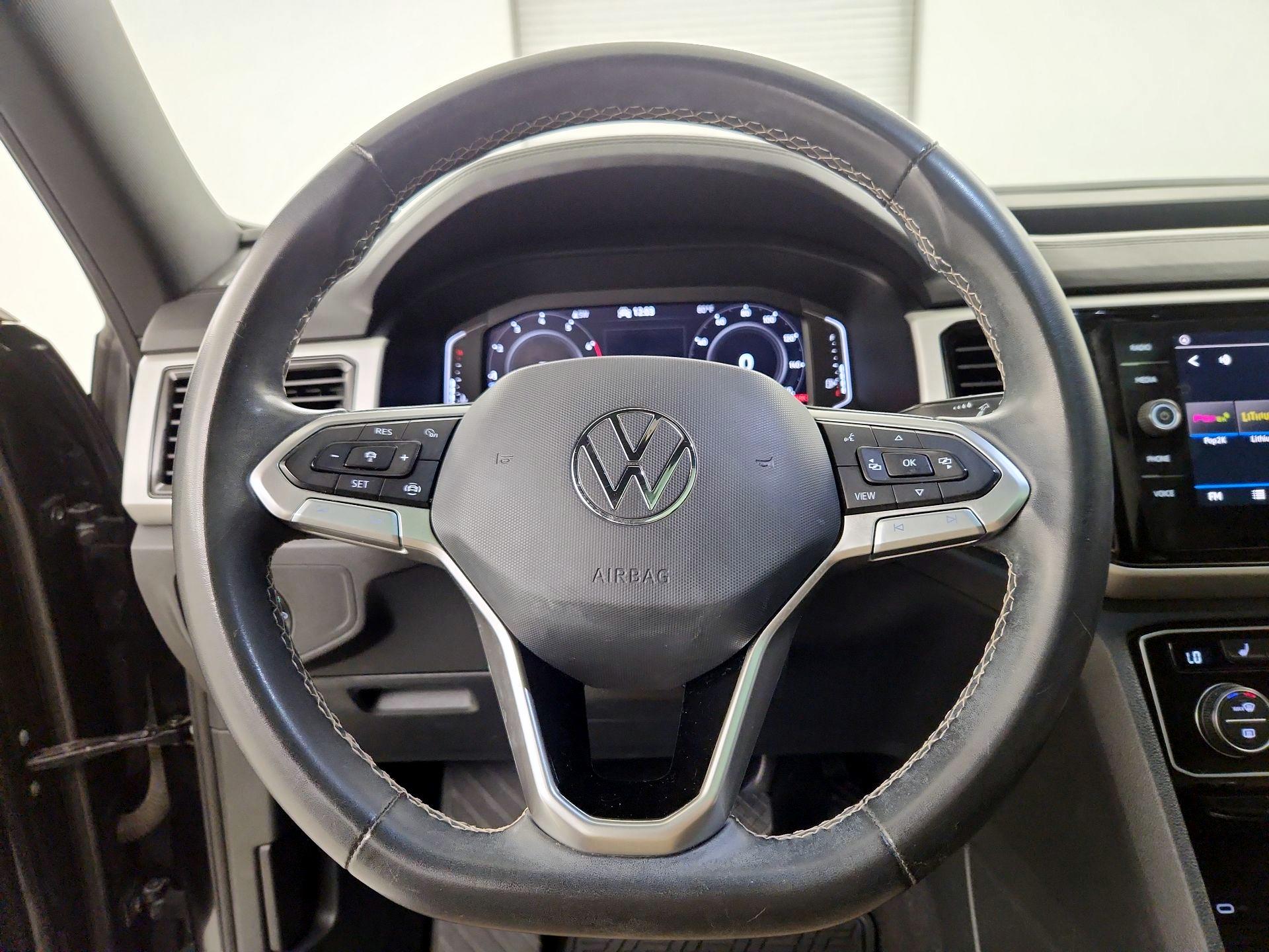 Thumbnail: 2022 Volkswagen Atlas - 10