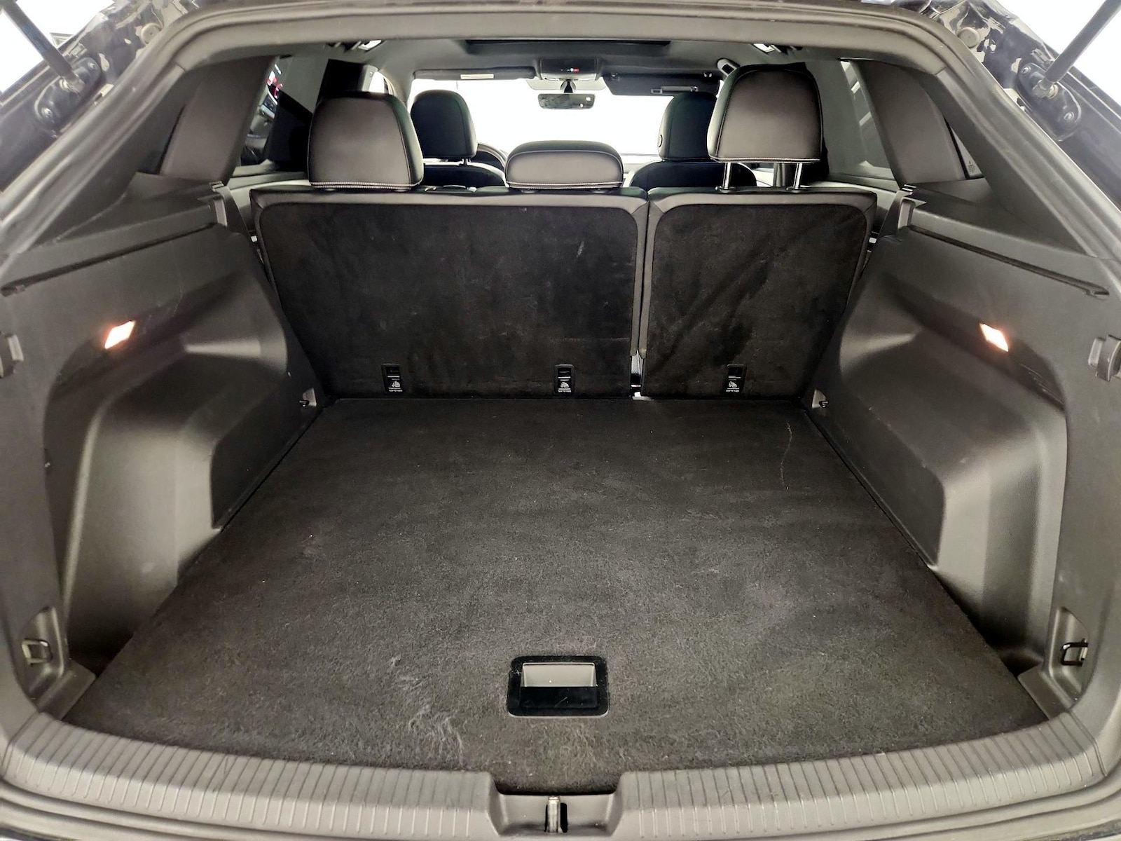 2022 Volkswagen Atlas Cross Sport SE w/Tech - Photo 23