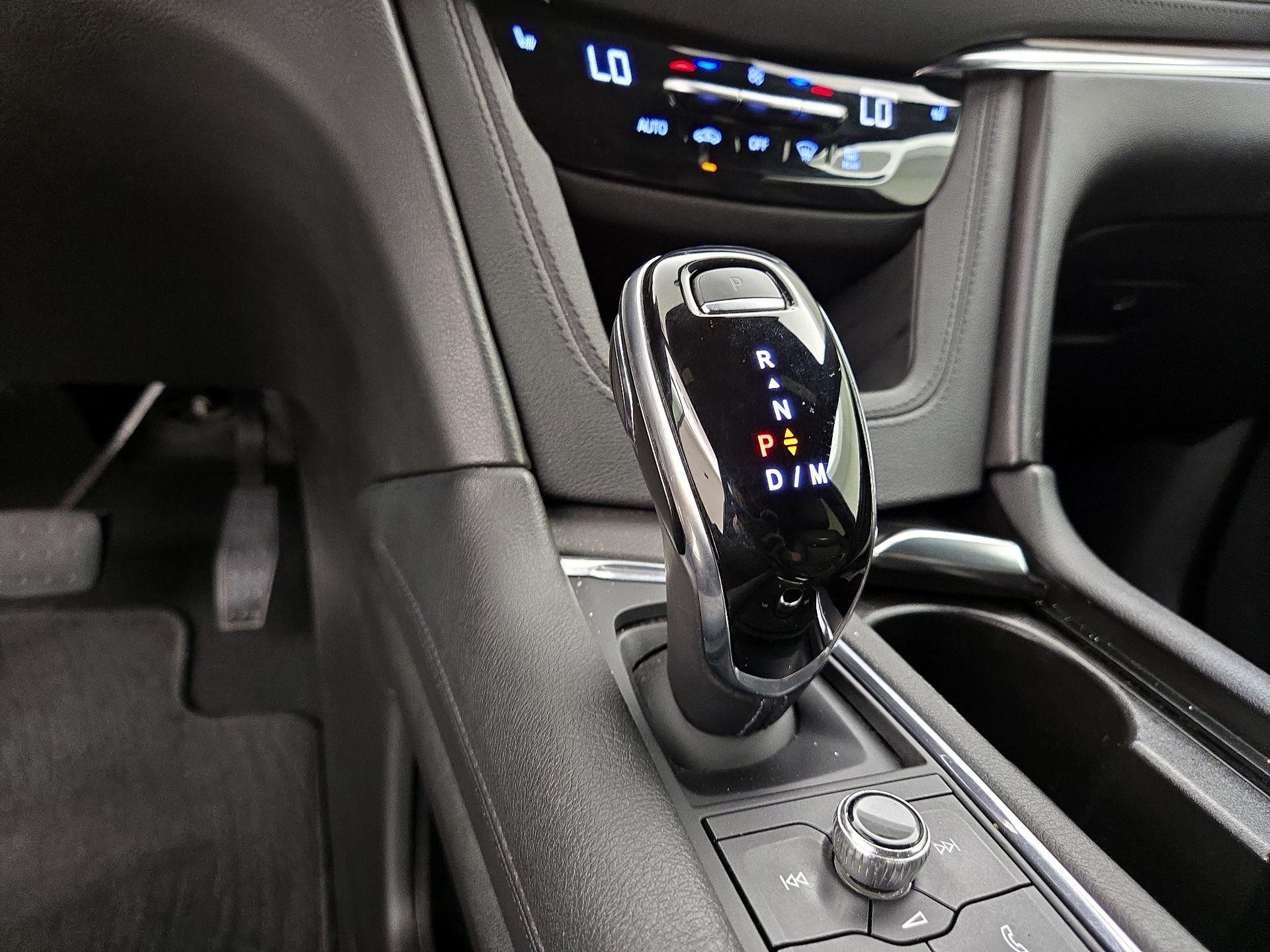 Thumbnail: 2020 Cadillac XT5 - 17
