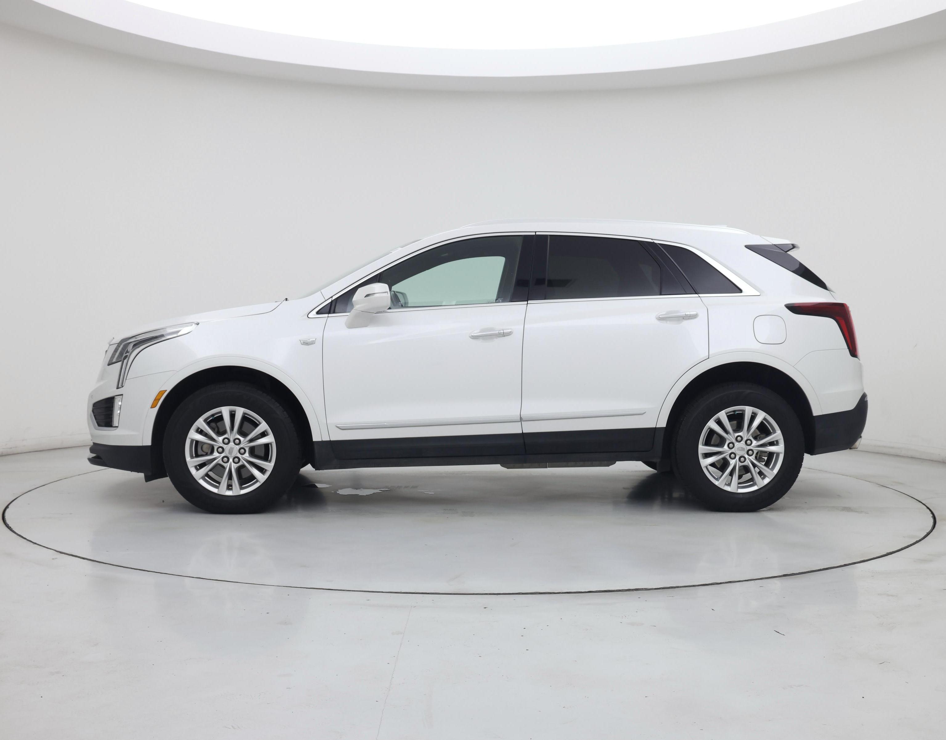 Thumbnail: 2020 Cadillac XT5 - 3