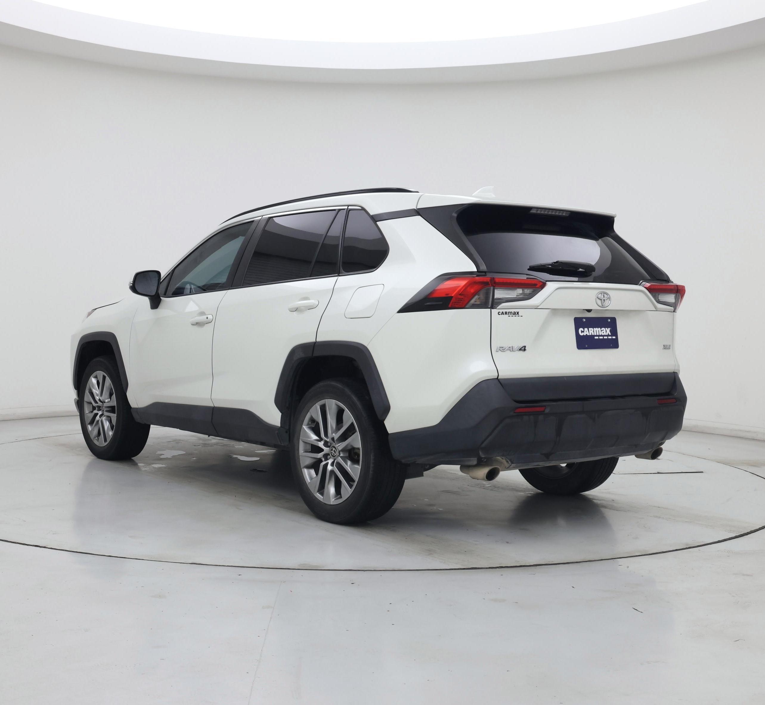 Thumbnail: 2022 Toyota RAV4 - 2