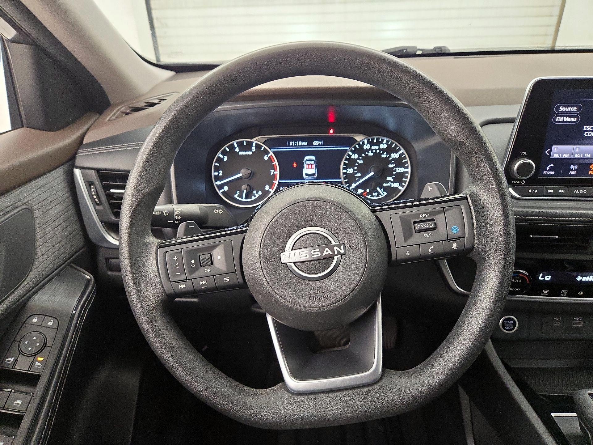 Thumbnail: 2023 Nissan Rogue - 10