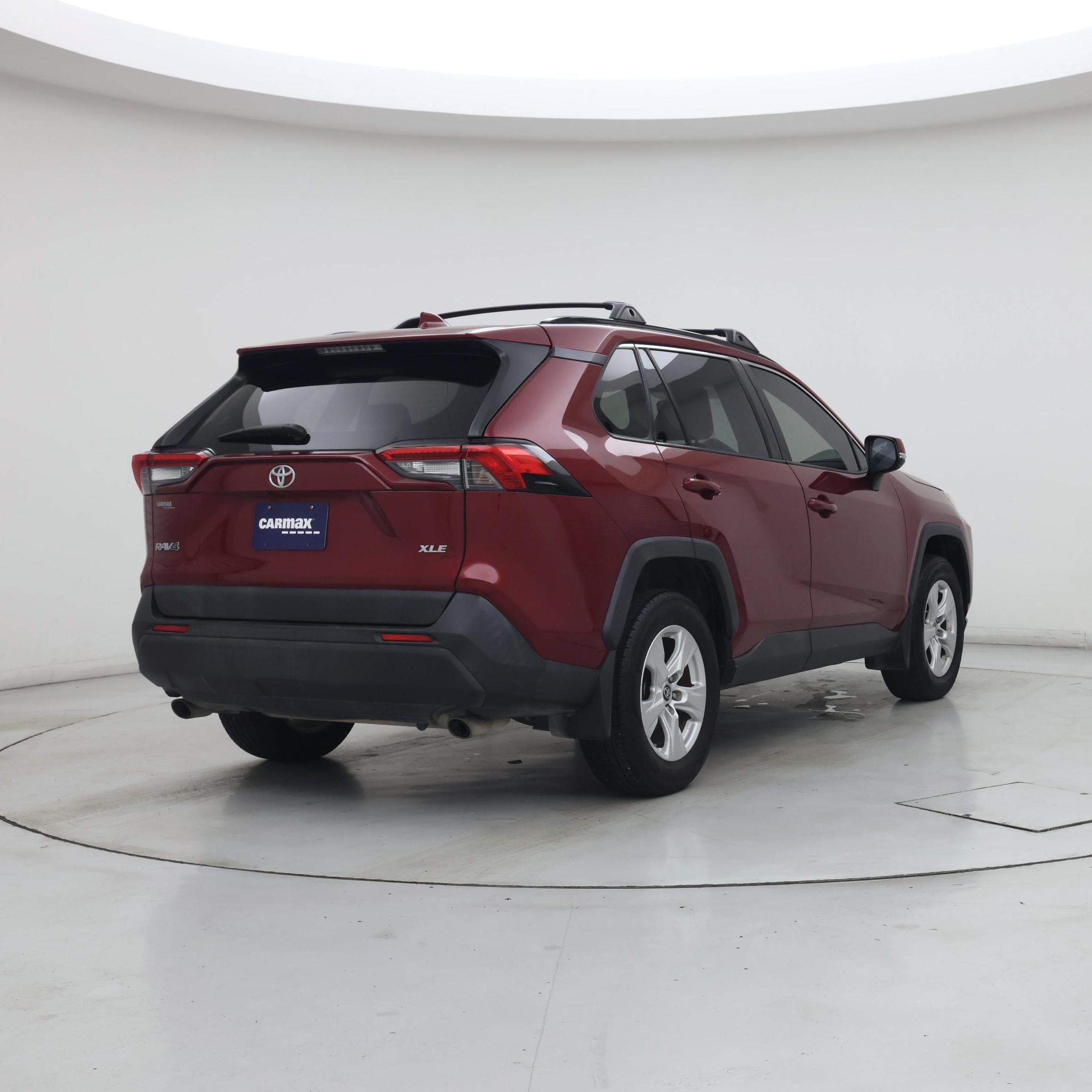 Thumbnail: 2019 Toyota RAV4 - 8