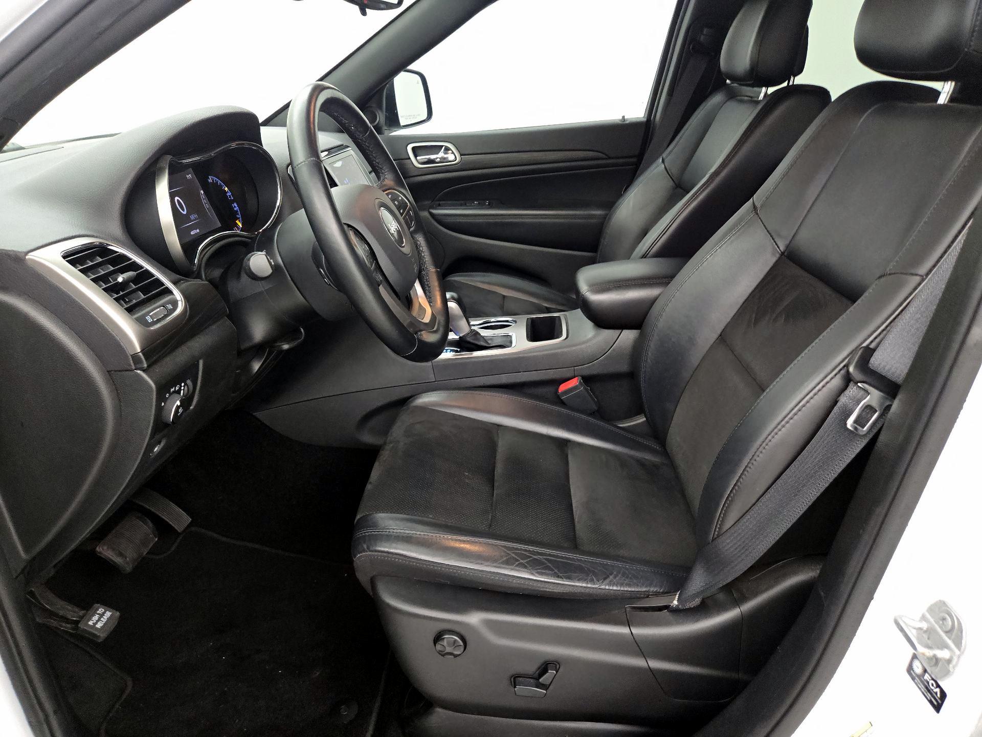 Thumbnail: 2021 Jeep Grand Cherokee - 11
