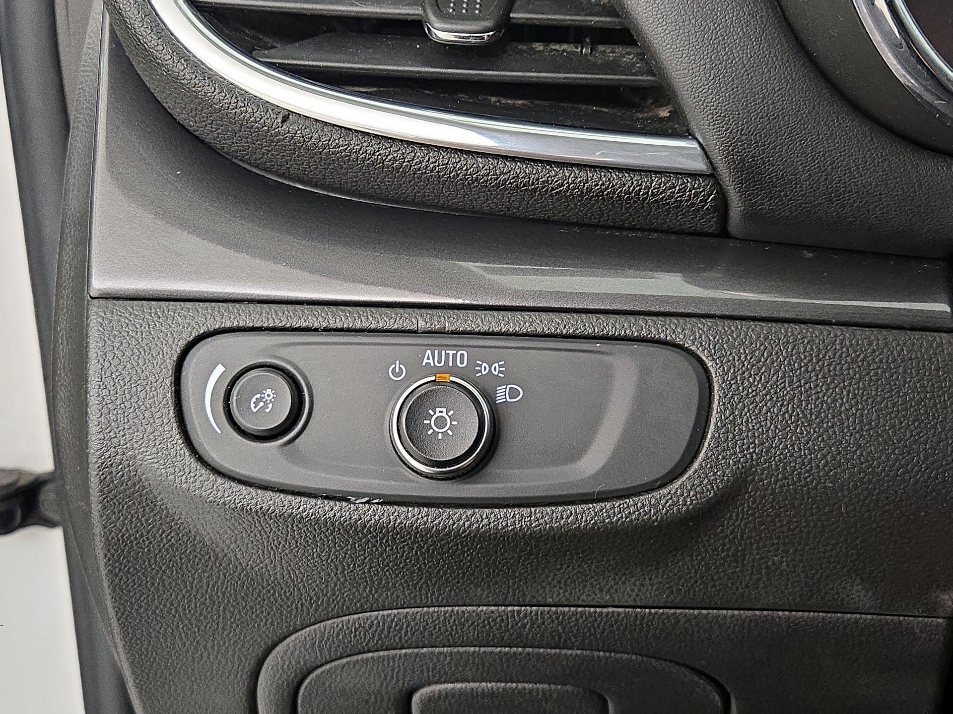 Thumbnail: 2020 Buick Encore - 13
