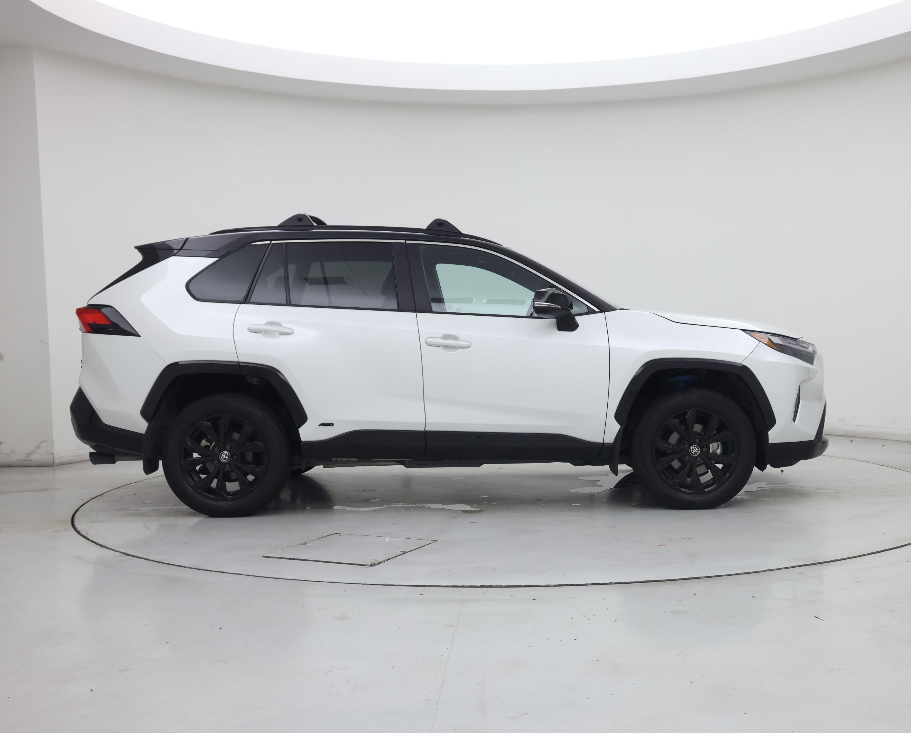 Thumbnail: 2025 Toyota RAV4 - 7