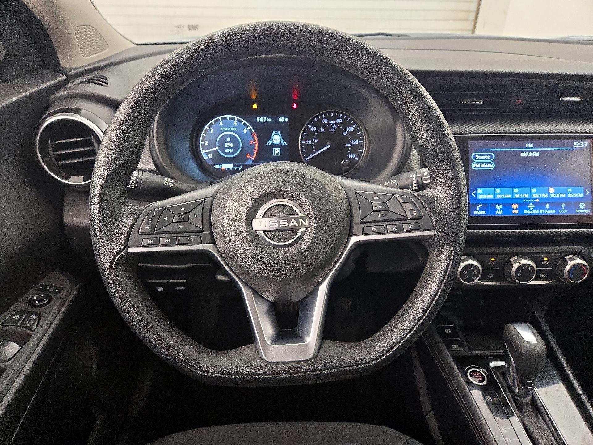 Thumbnail: 2023 Nissan Kicks - 10