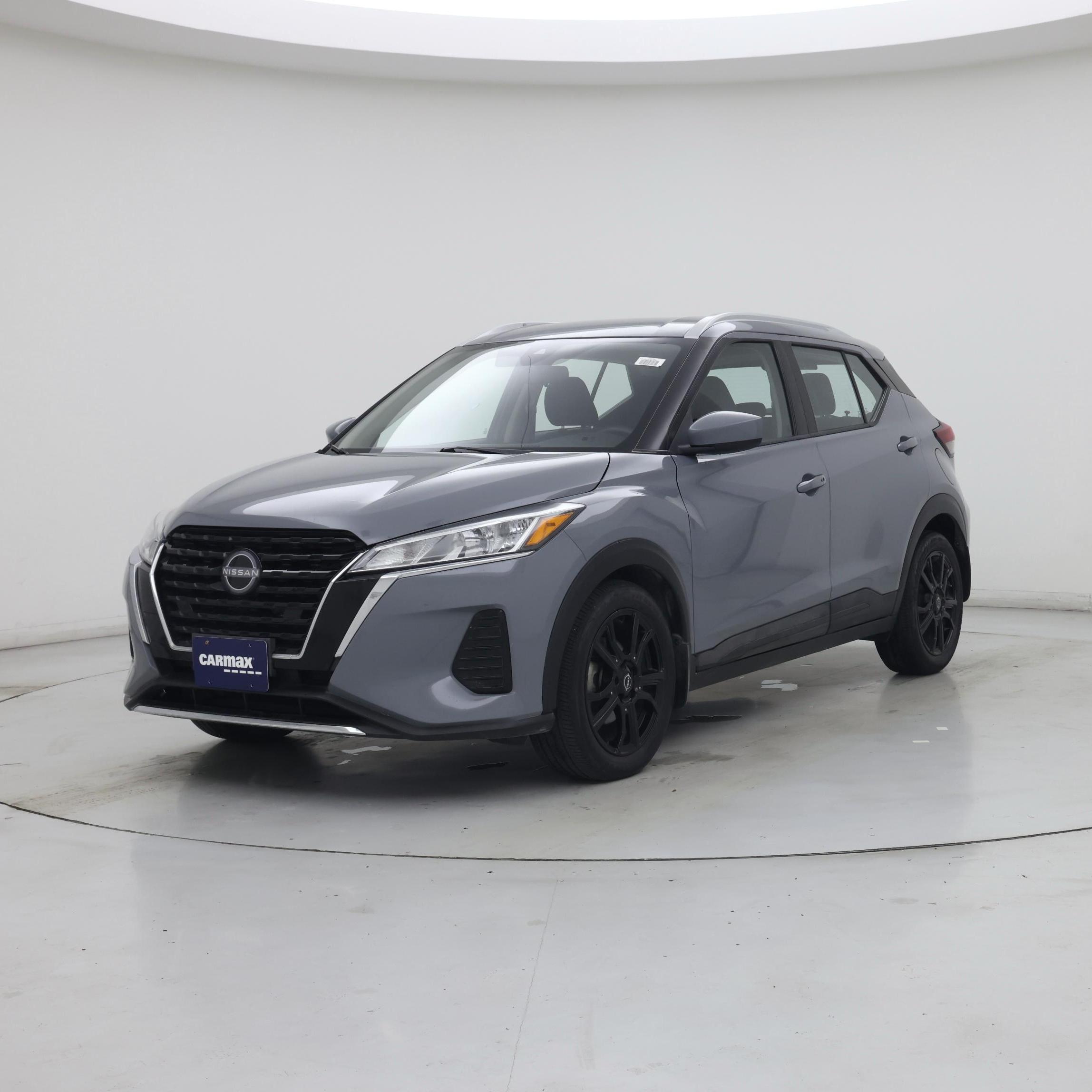 Thumbnail: 2023 Nissan Kicks - 4