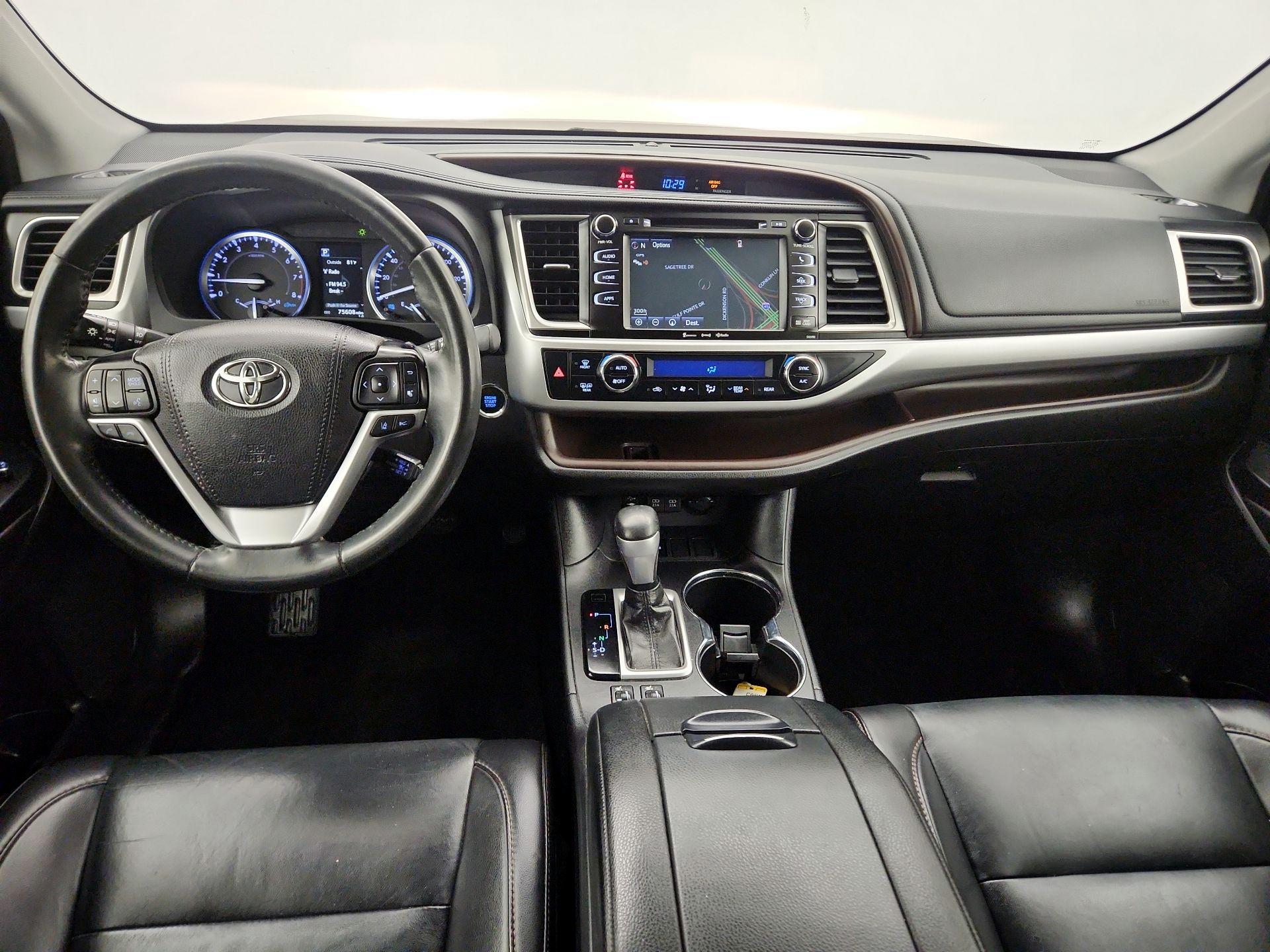 Thumbnail: 2019 Toyota Highlander - 9