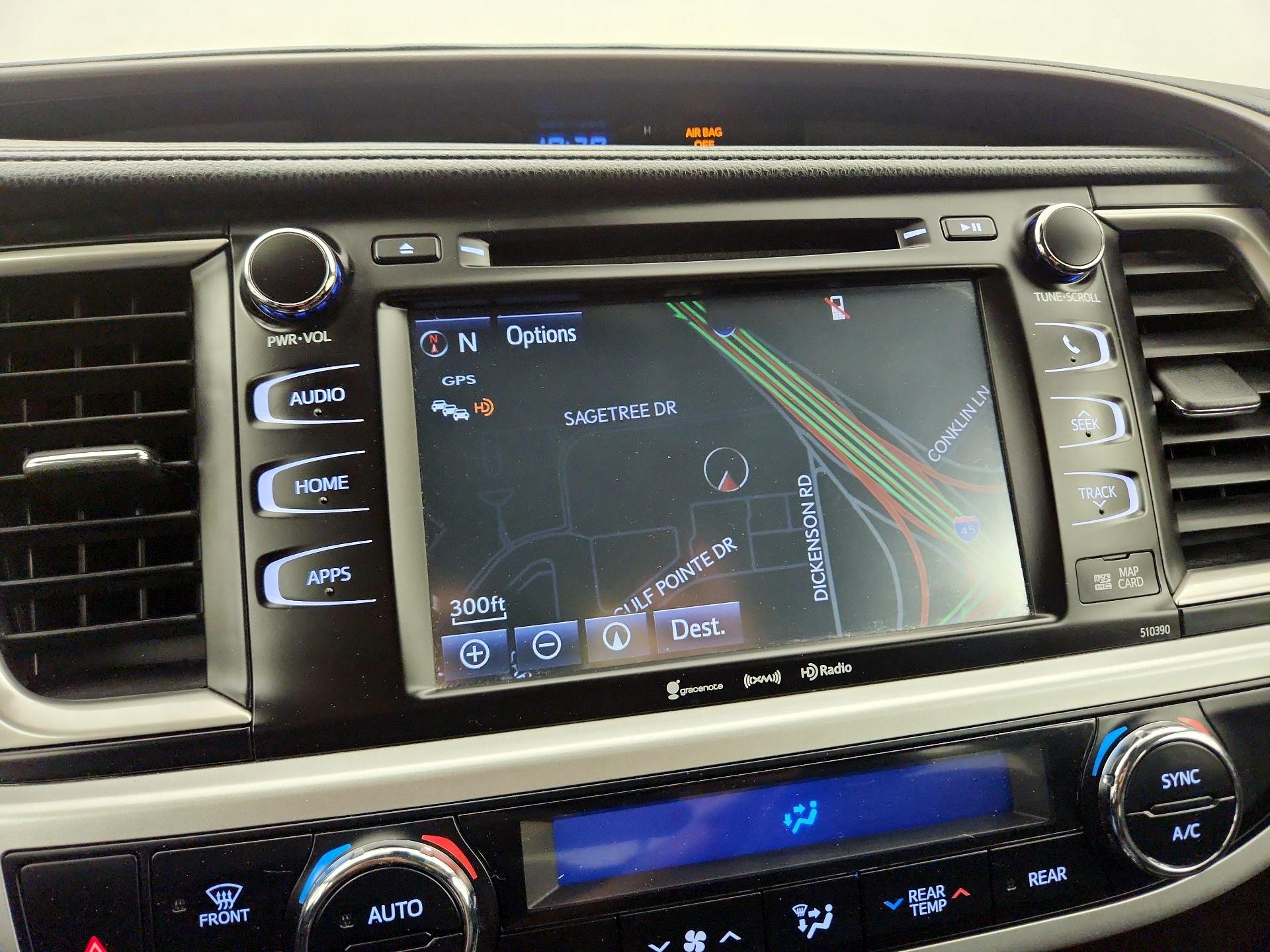 Thumbnail: 2019 Toyota Highlander - 14