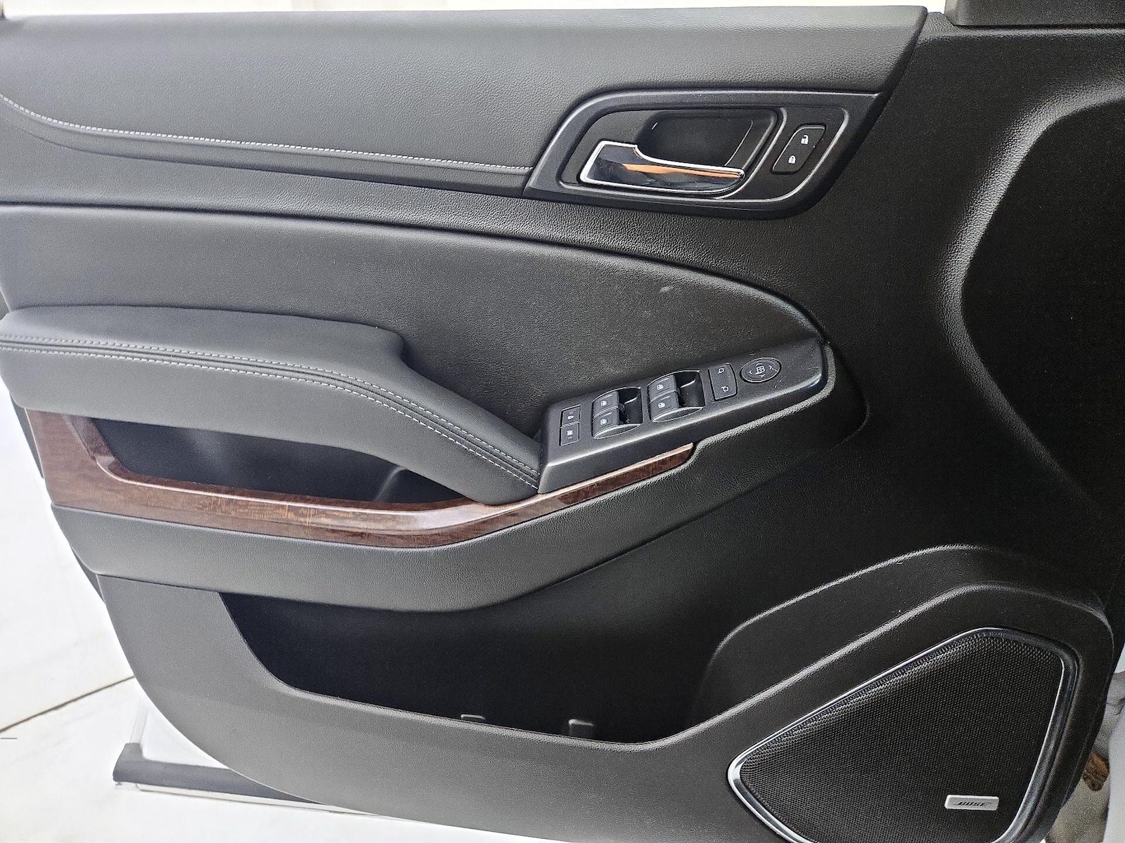 2020 GMC Yukon SLE - Photo 13