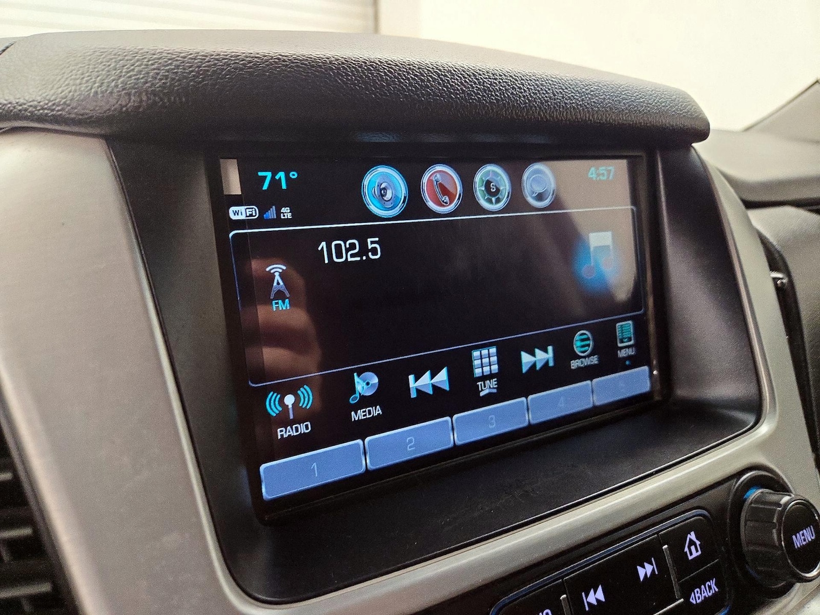 2020 GMC Yukon SLE - Photo 16