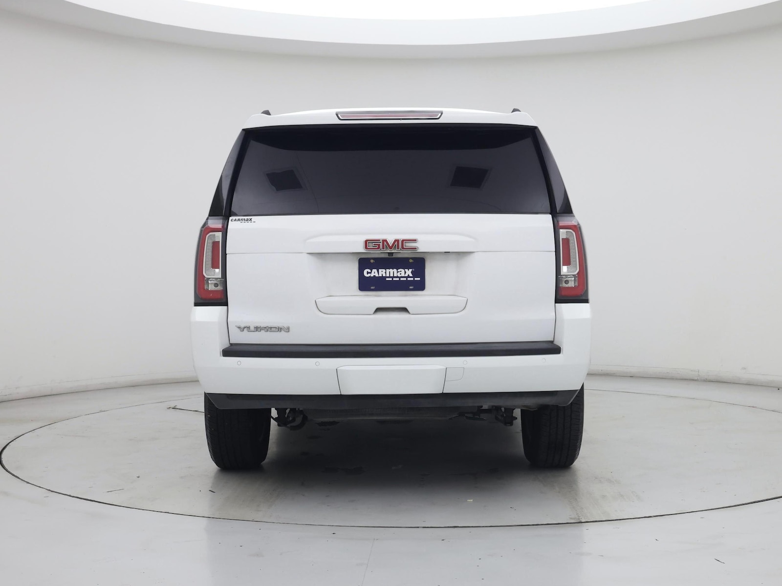 2020 GMC Yukon SLE - Photo 7