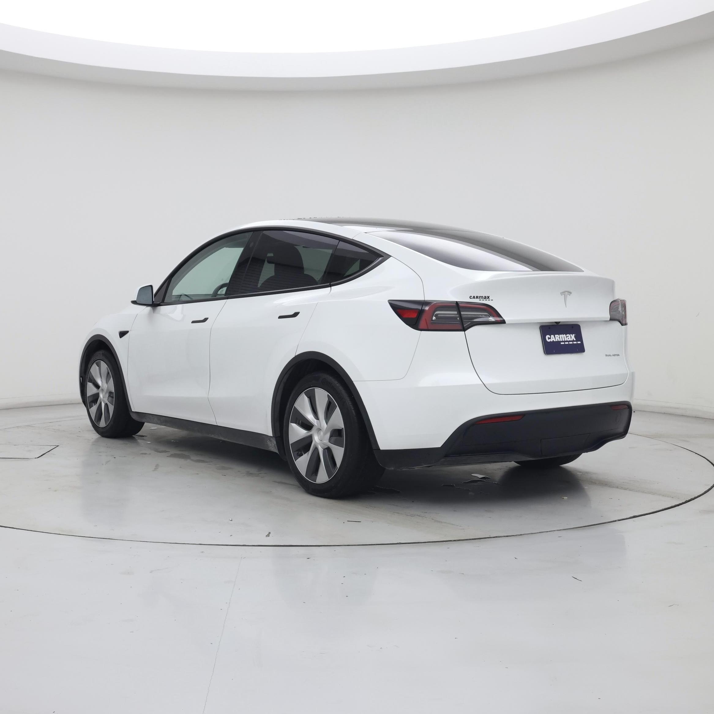 Thumbnail: 2023 Tesla Model Y - 2