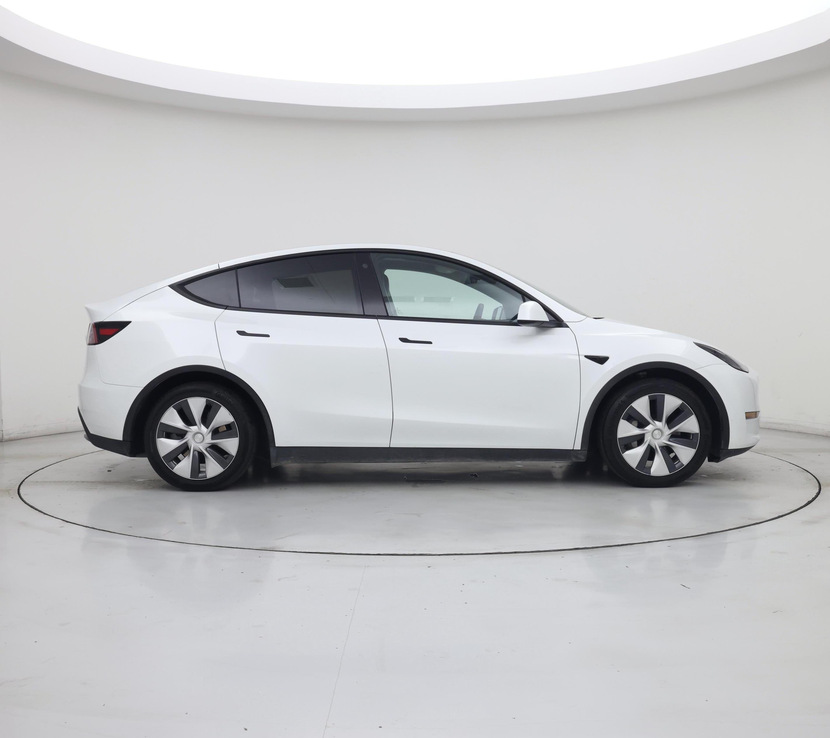 Thumbnail: 2023 Tesla Model Y - 7