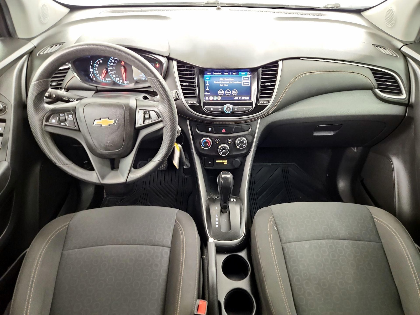 2021 Chevrolet Trax LS - Photo 10