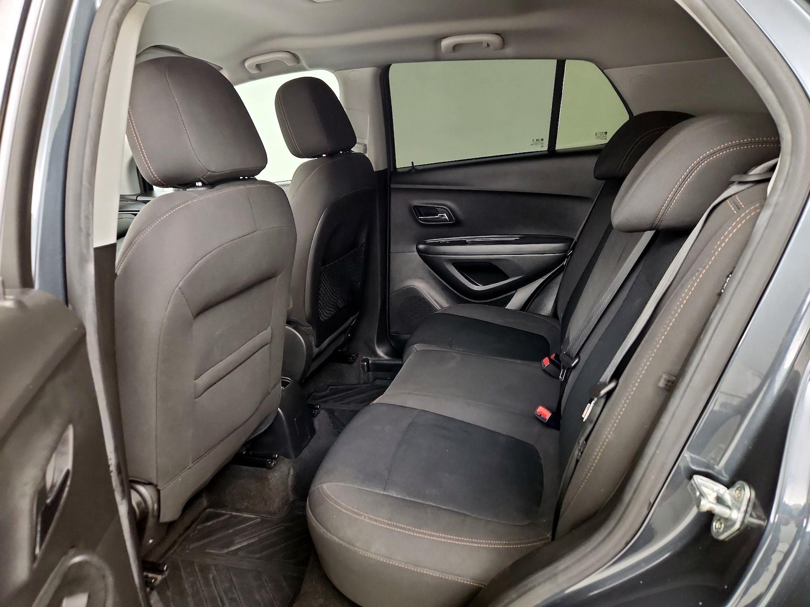 2021 Chevrolet Trax LS - Photo 20