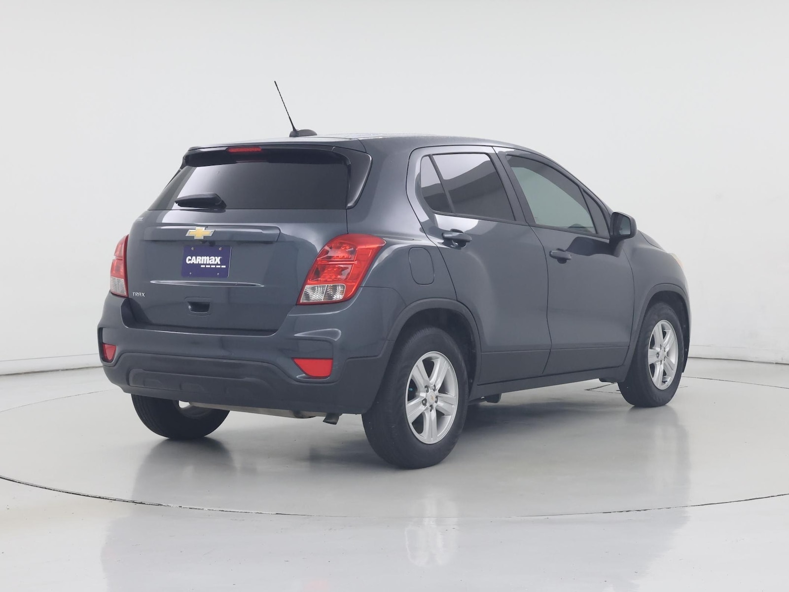 2021 Chevrolet Trax LS - Photo 9