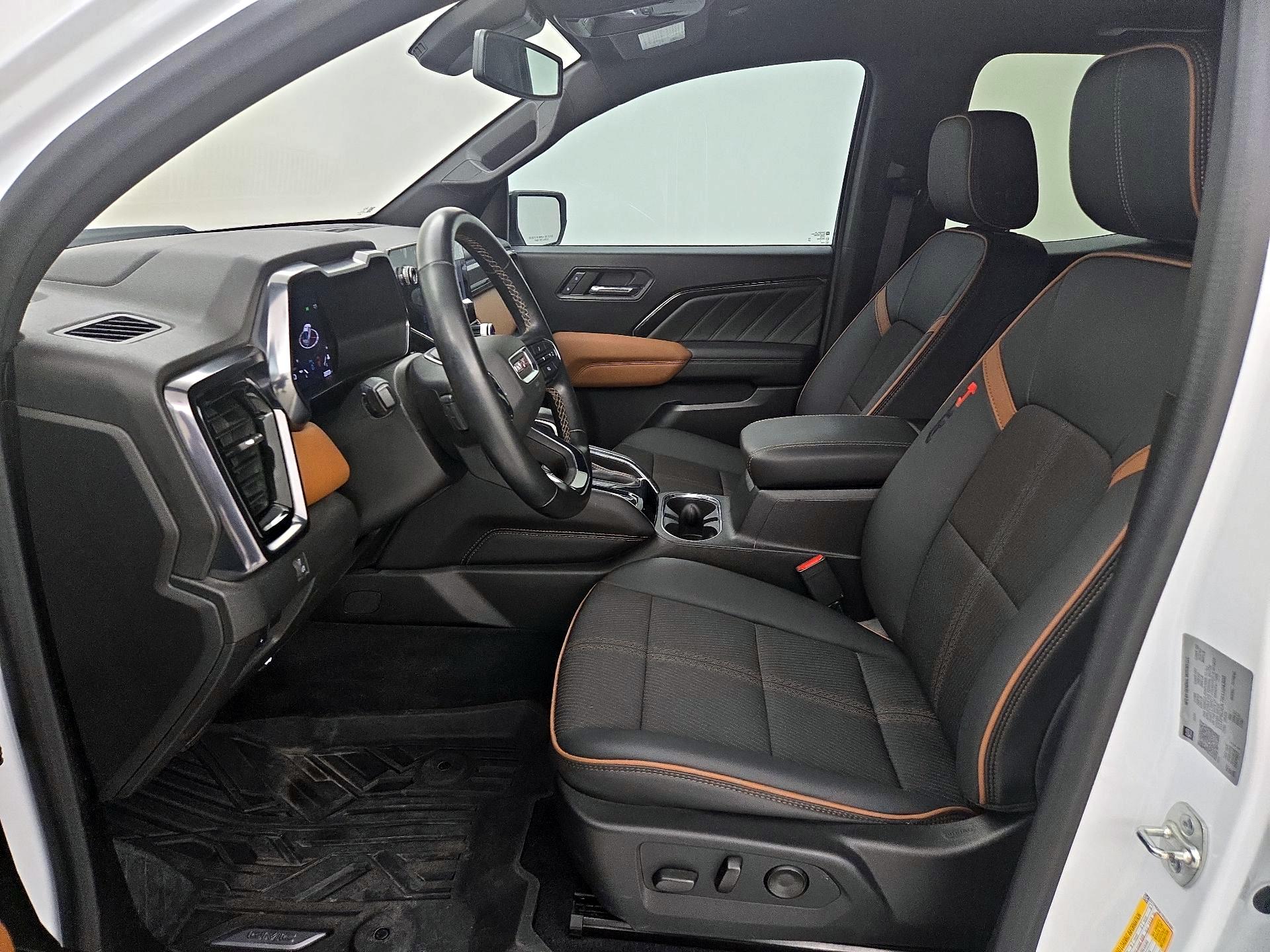 Thumbnail: 2024 GMC Canyon - 11