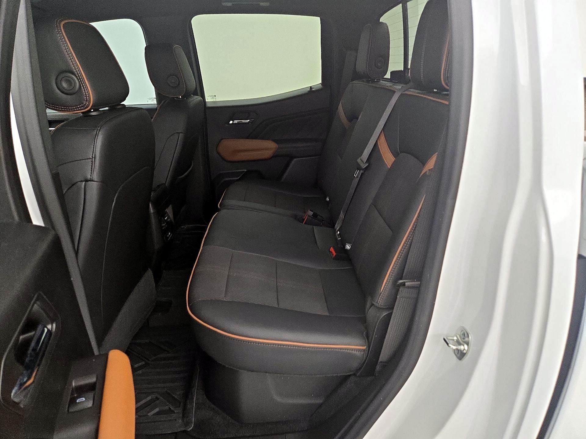 Thumbnail: 2024 GMC Canyon - 19