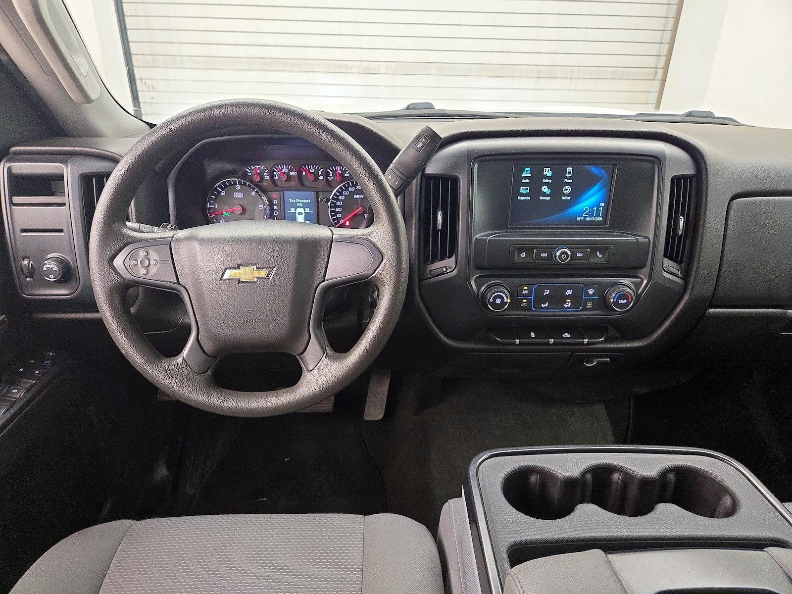 2018 Chevrolet Silverado 1500 Custom - Photo 10