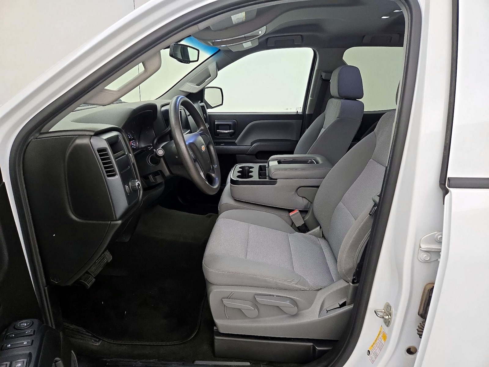 2018 Chevrolet Silverado 1500 Custom - Photo 12