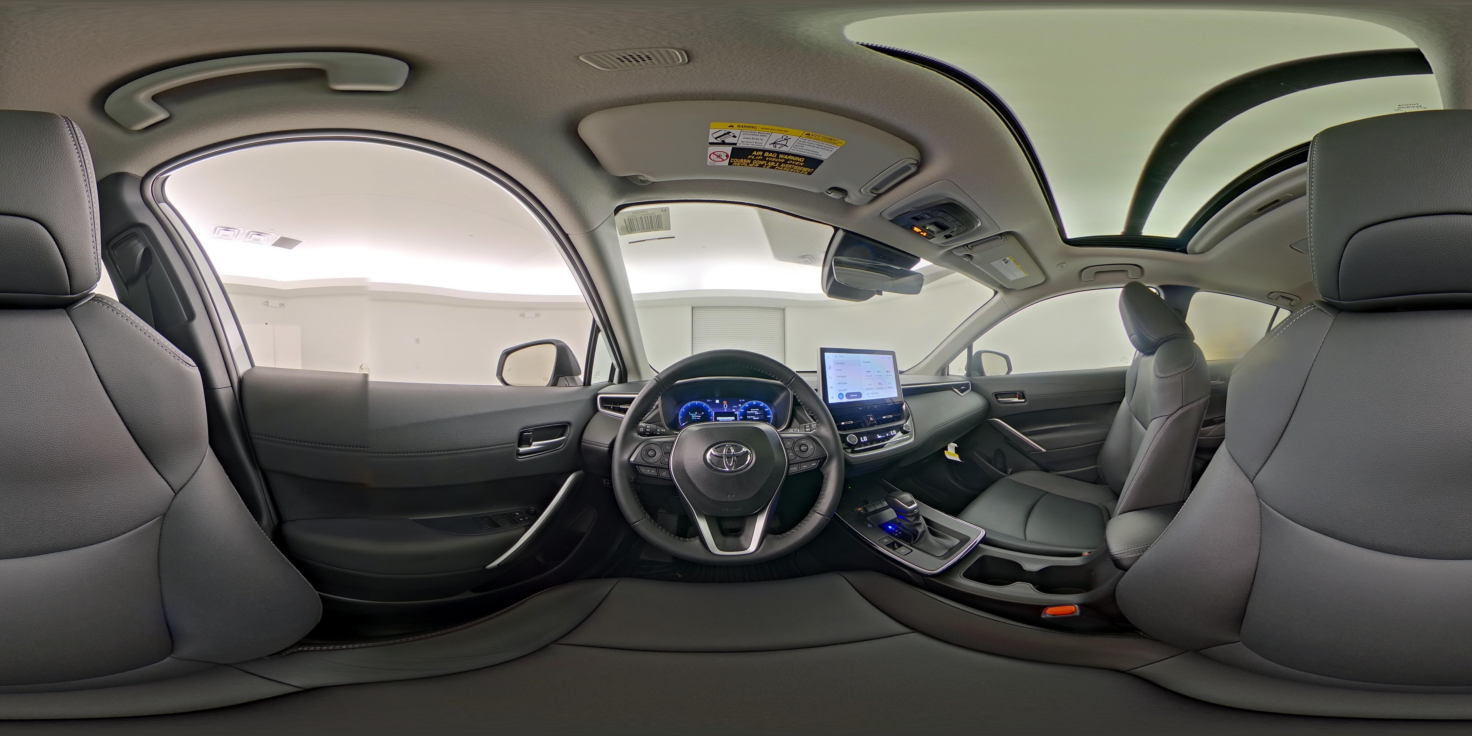 2026 Toyota Corolla Cross XLE - Photo 27
