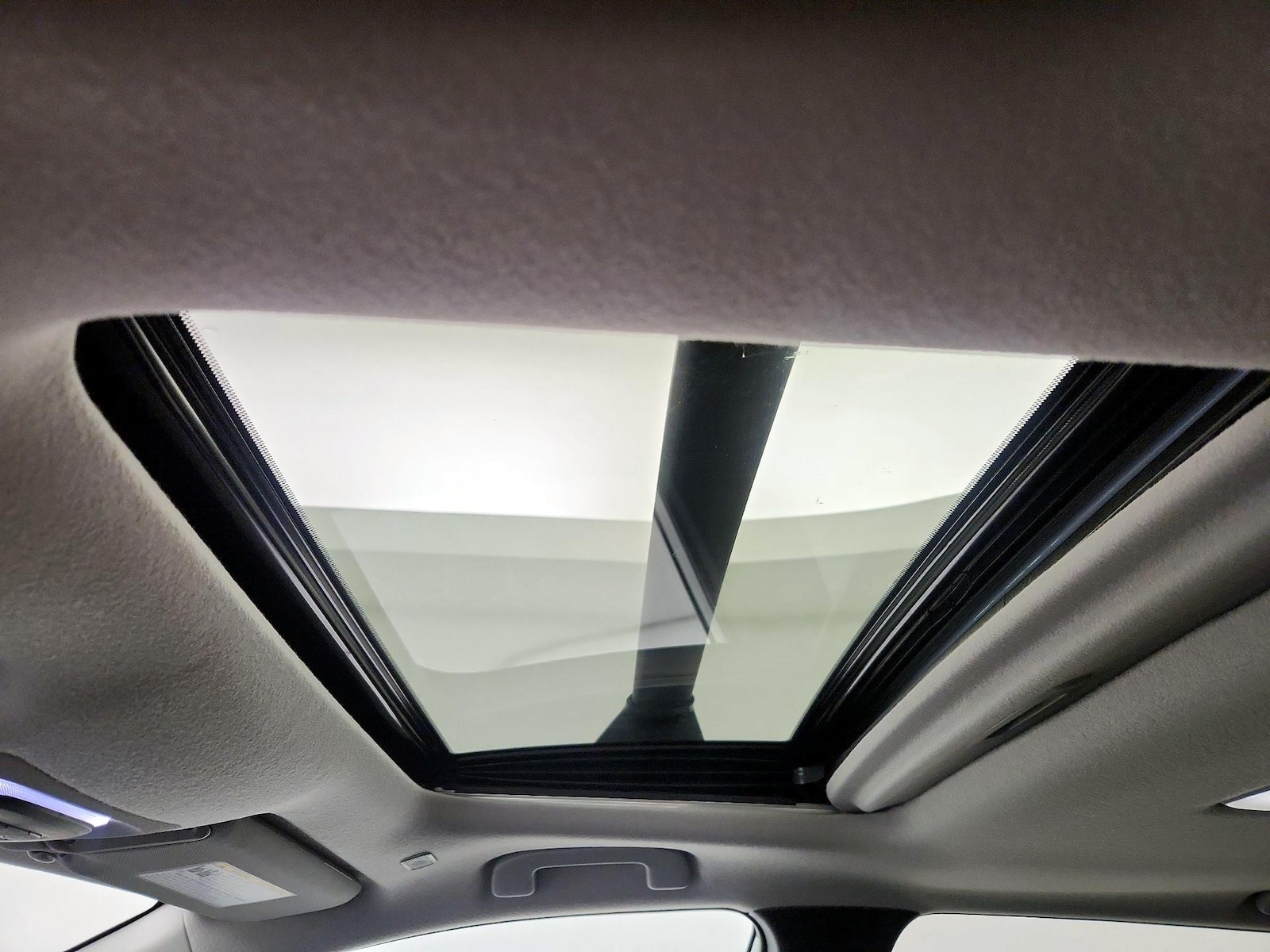 2026 Toyota Corolla Cross XLE - Photo 20