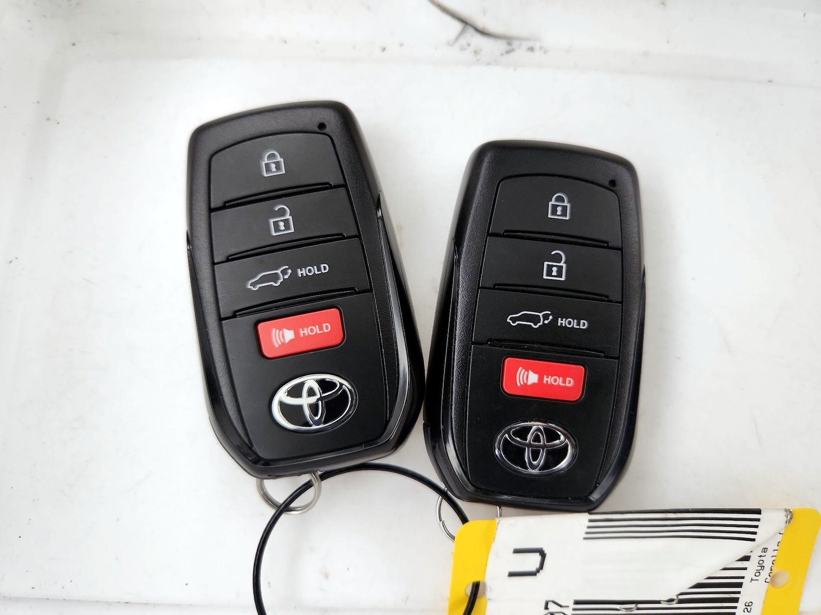 2026 Toyota Corolla Cross XLE - Photo 24