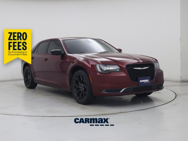 Red (Burgundy) 2019 Chrysler 300 Sedan Rear-Wheel Drive Automatic