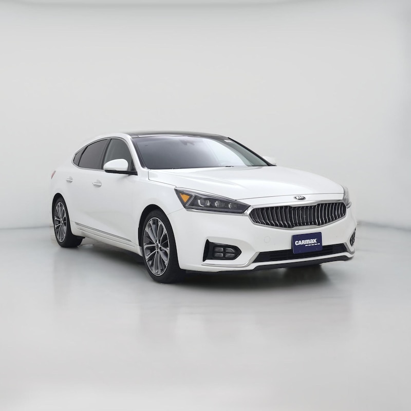 2017 Kia Cadenza Technology