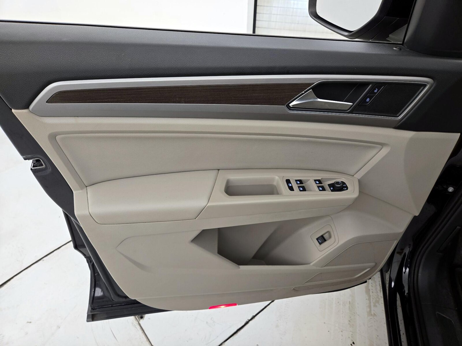 2019 Volkswagen Atlas SE w/Tech, photo 13