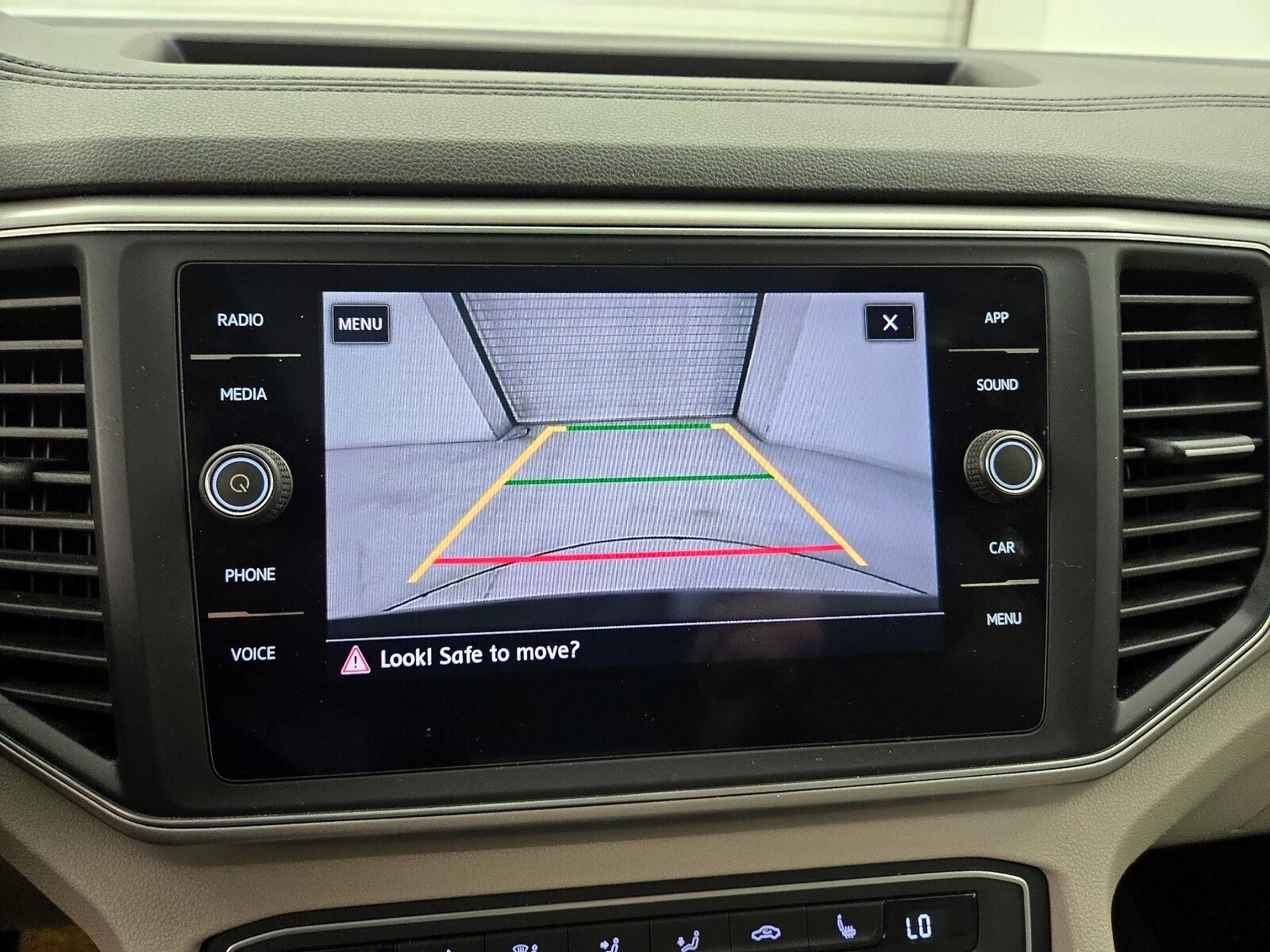 2019 Volkswagen Atlas SE w/Tech, photo 15