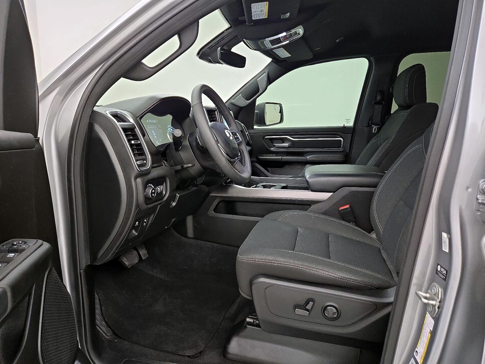Power Seat(s) & Side Airbags