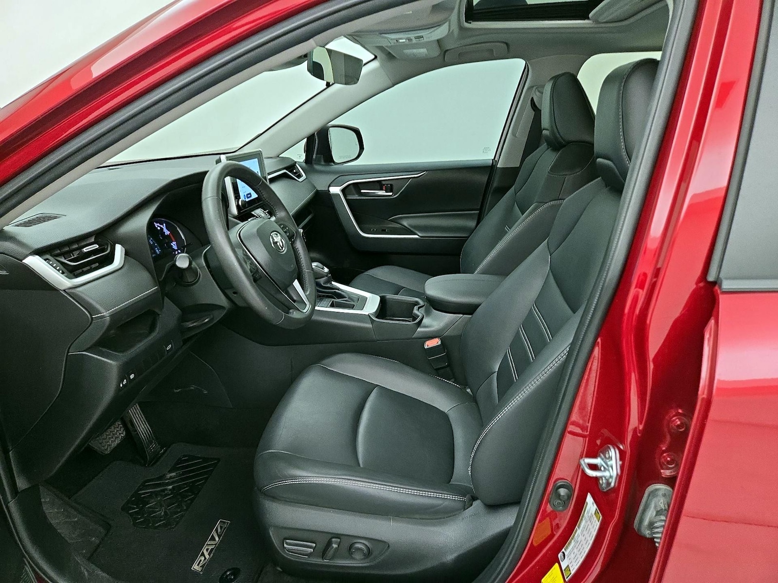 2023 Toyota RAV4 XLE Premium - Photo 12