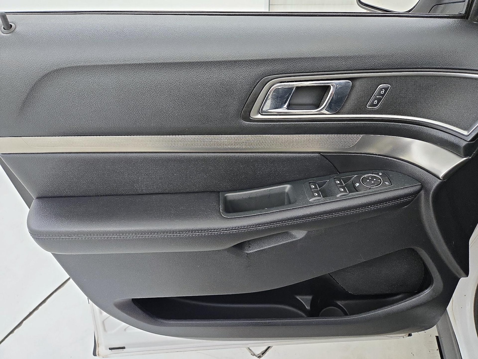 2018 Ford Explorer XLT - Photo 13