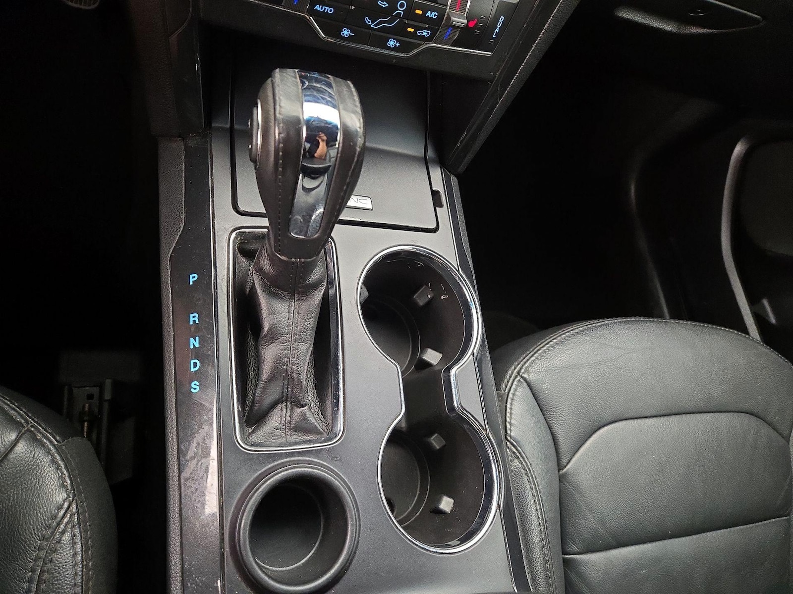2018 Ford Explorer XLT - Photo 19