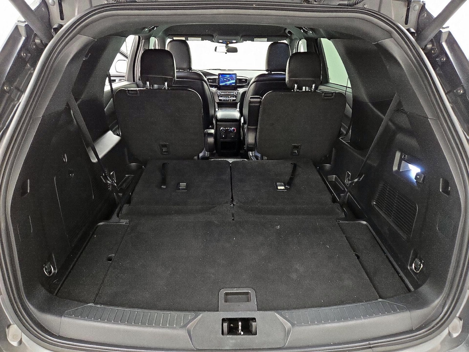 2020 Ford Explorer XLT - Photo 24