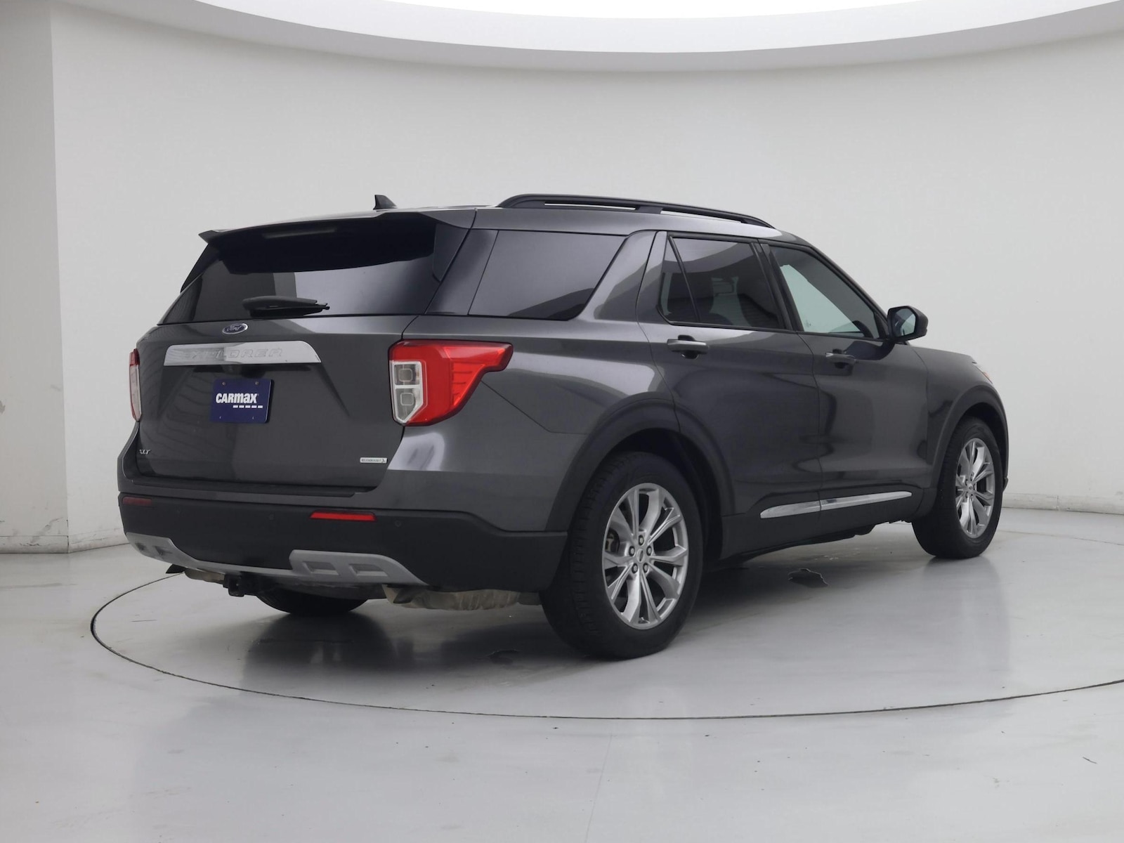 2020 Ford Explorer XLT - Photo 9
