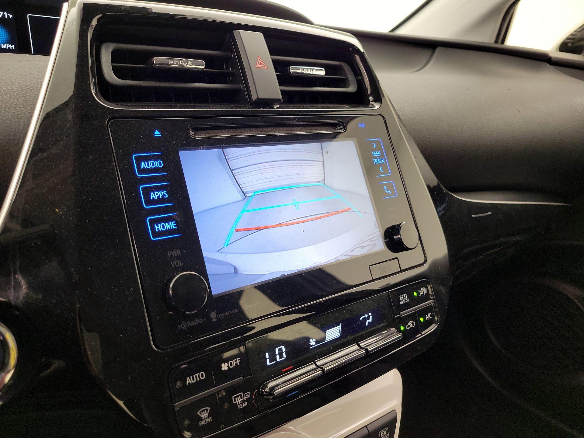 Thumbnail: 2016 Toyota Prius - 12