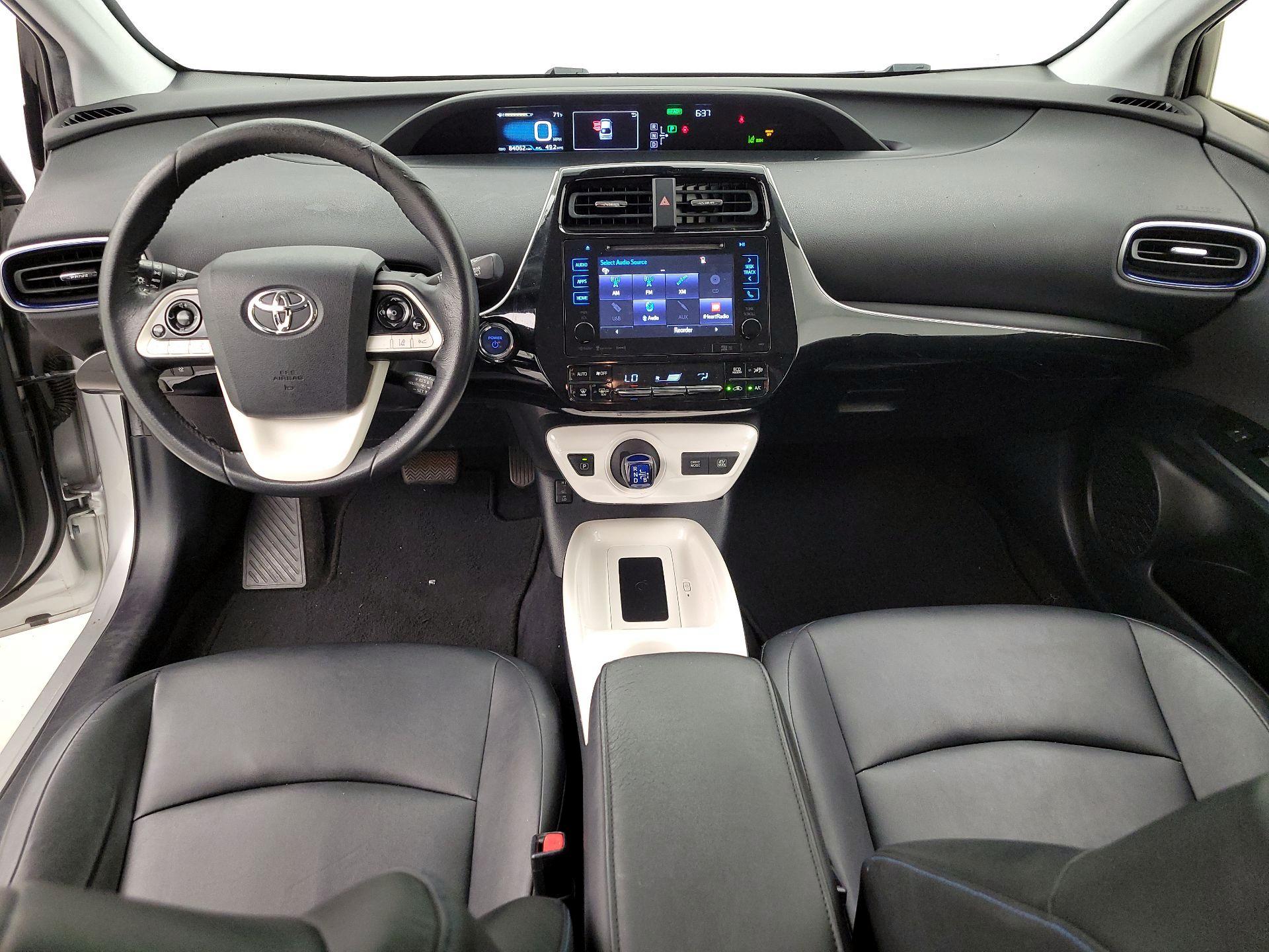 Thumbnail: 2016 Toyota Prius - 8